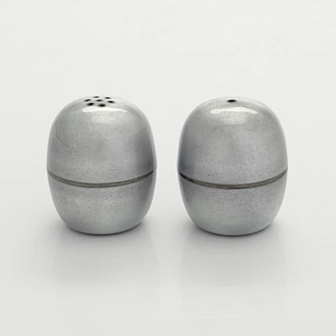 Timo Sarpaneva, Salt and pepper shakers in enamelled sterling silver