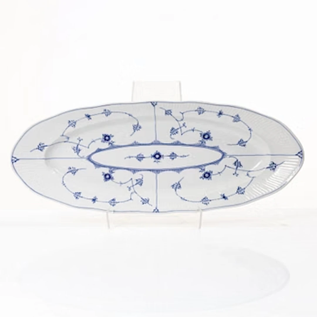 Royal Copenhagen, Fish platter, “Musselmalet Riflet”, Denmark, 1992–99.