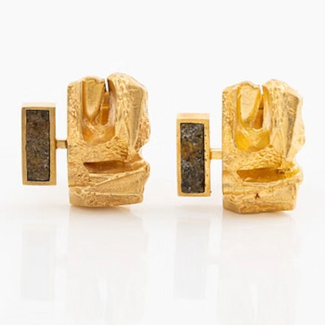 Björn Weckström, a pair of cufflinks 18K gold with enamel, Finland.