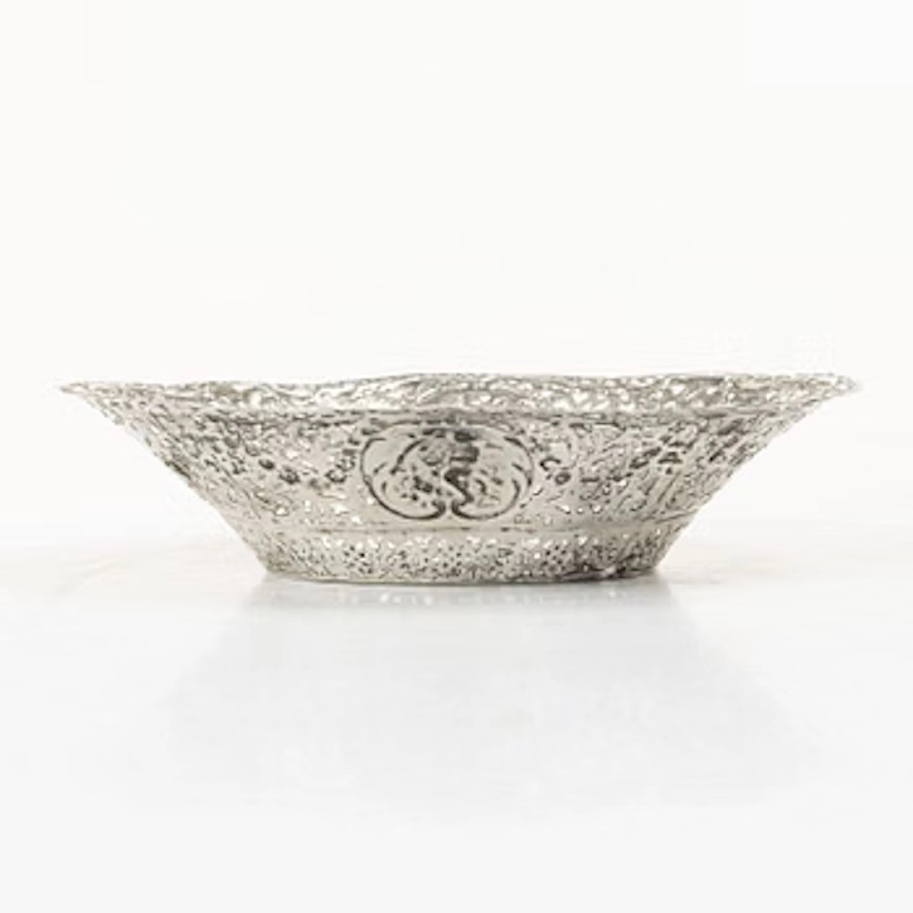 Bread basket/bowl, Baroque style, JL Hultman, Stockholm 1952.