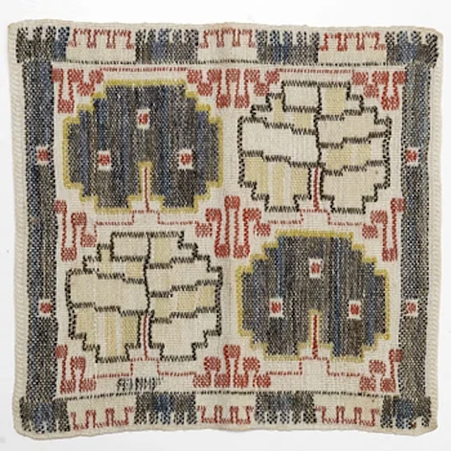 Märta Måås-Fjetterström, A 'Grodblad' textile.
