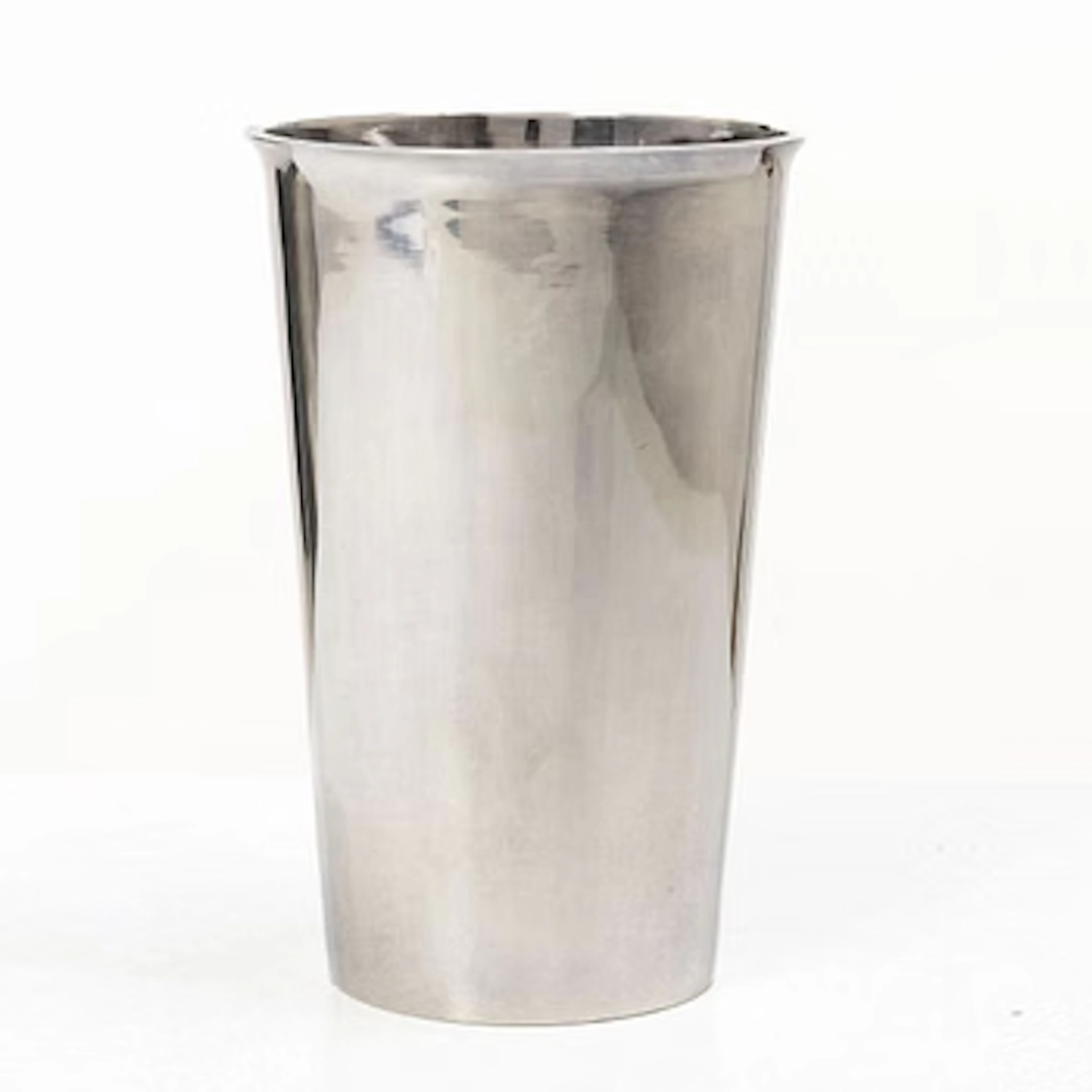 Atelier Borgila, a Swedish sterling silver vase/beaker, Stockholm 1943.