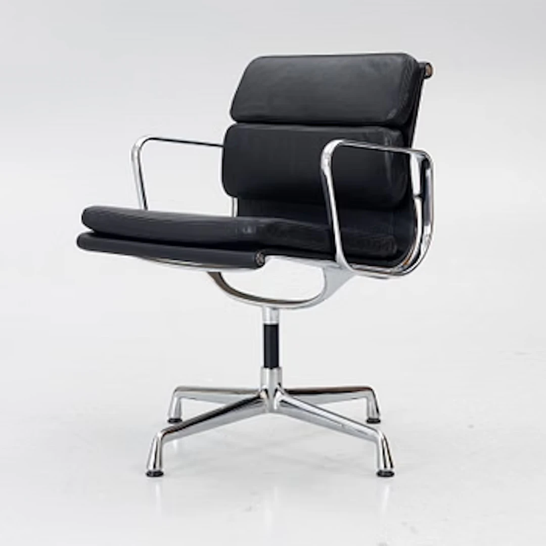 Charles & Ray Eames, Office chair, “EA208 Soft Pad Chair”, Vitra.
