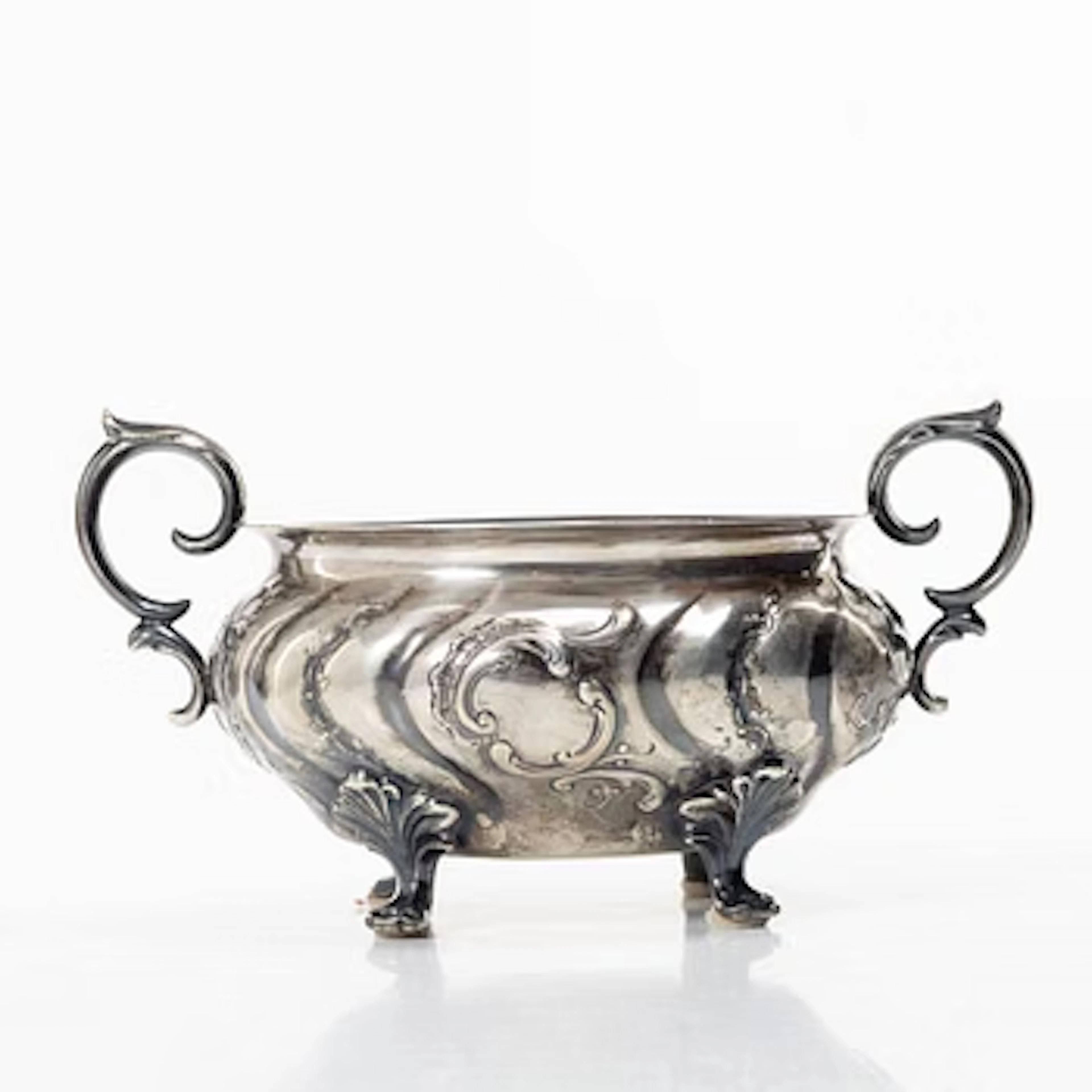 Karl Almgren, a Rococo style silver sugar bowl, Stockholm 1939.