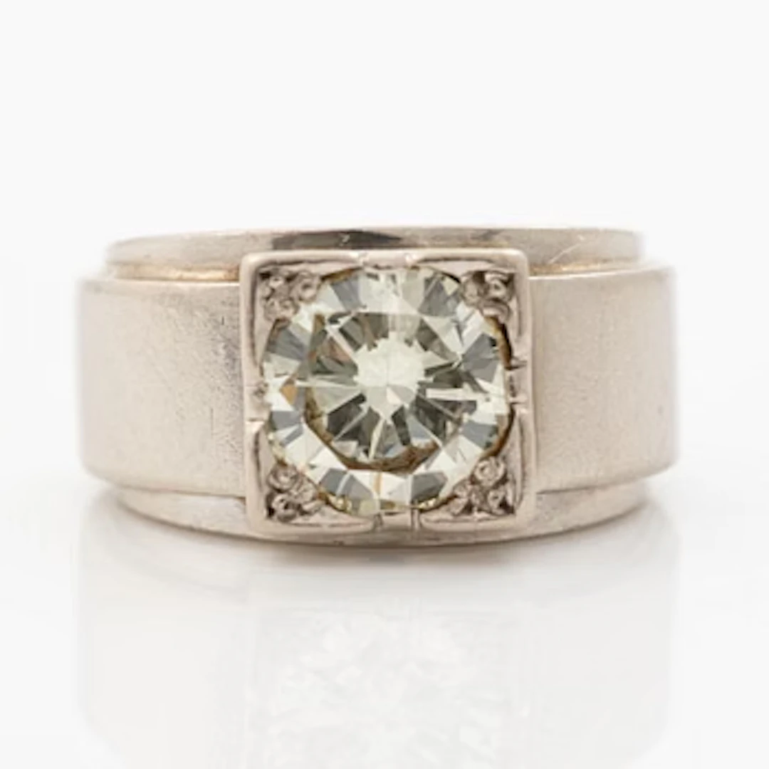 Ring, 18K white gold with a brilliant-cut diamond weighing 1.52 ct.