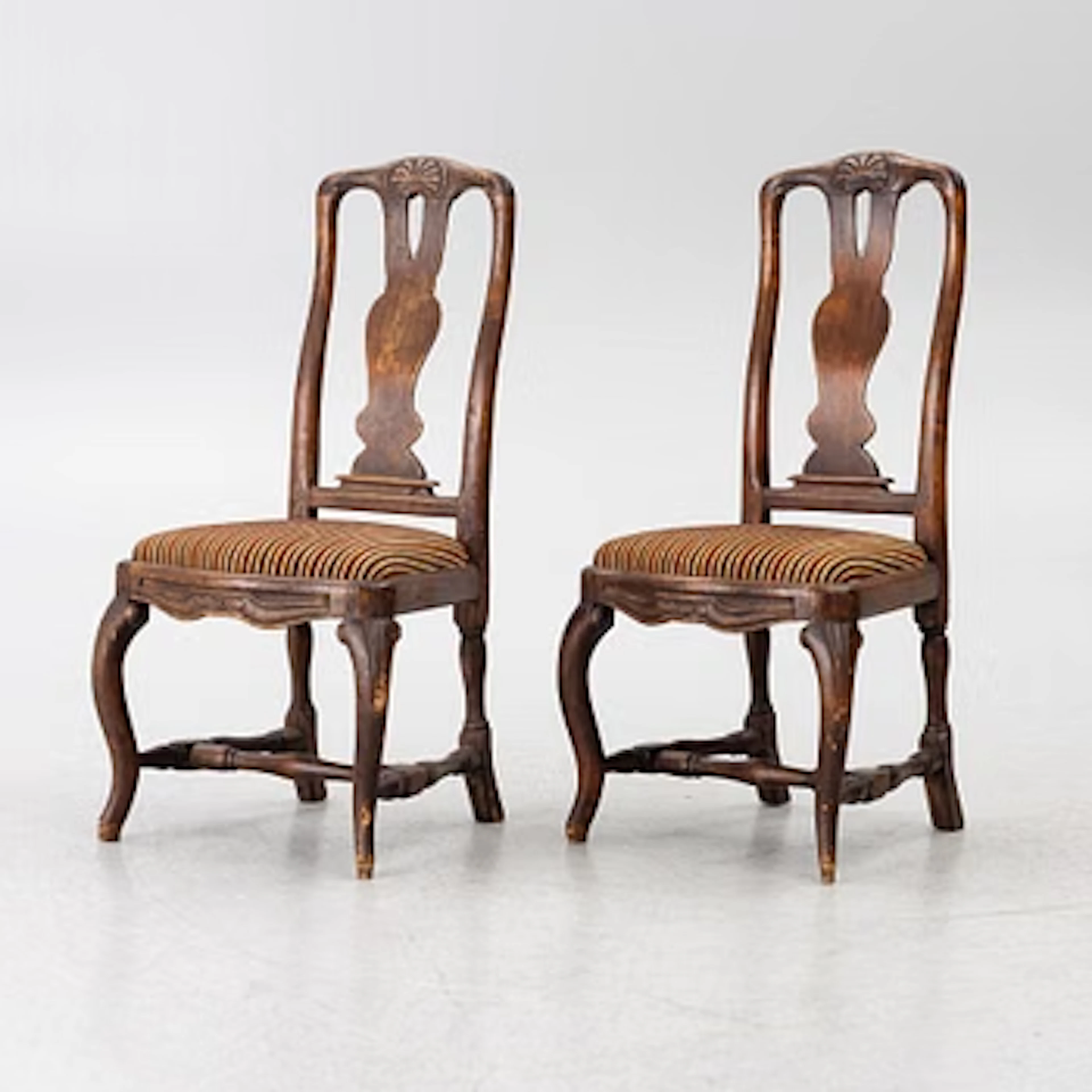 Pair of Rococo chairs, 18th century.