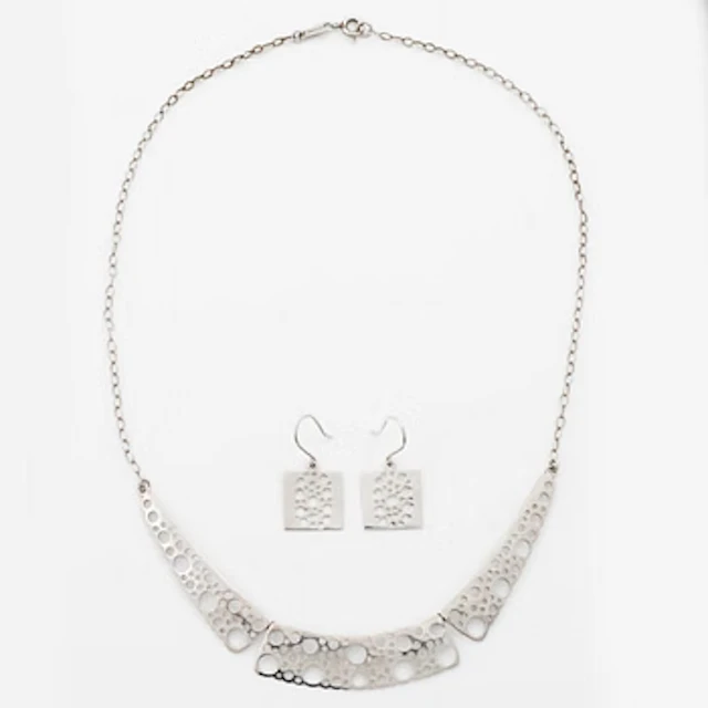Liisa Vitali, necklace and a pair of earrings, sterling silver, Finland.