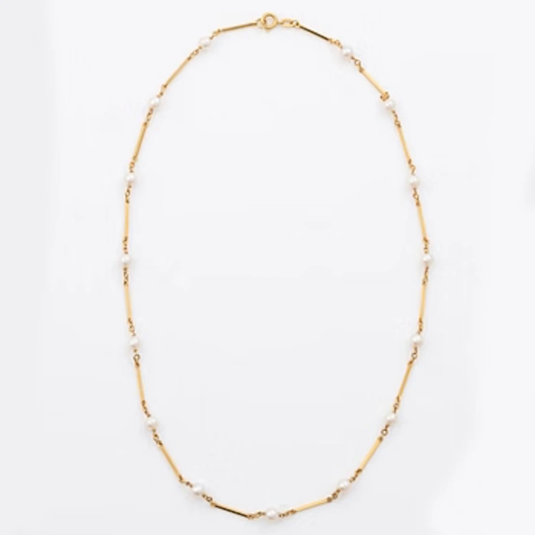Necklace, 18K gold with small pearls.