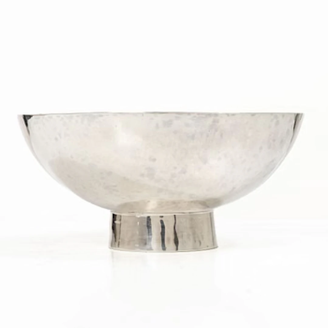 A Swedish 20th century silver bowl, signed Valdemar Sköld.