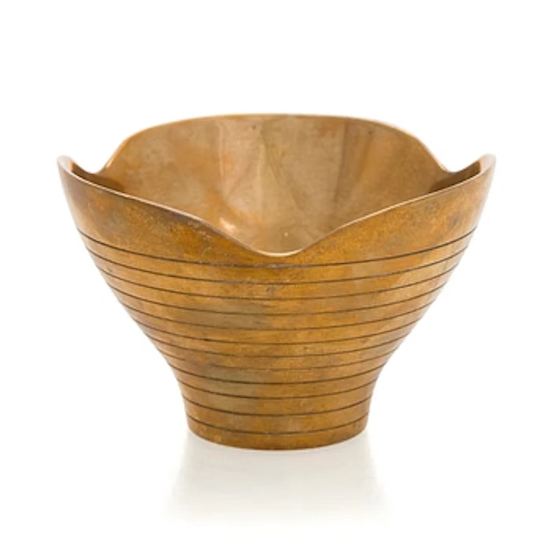 Paavo Tynell, a bronze bowl for Taito.