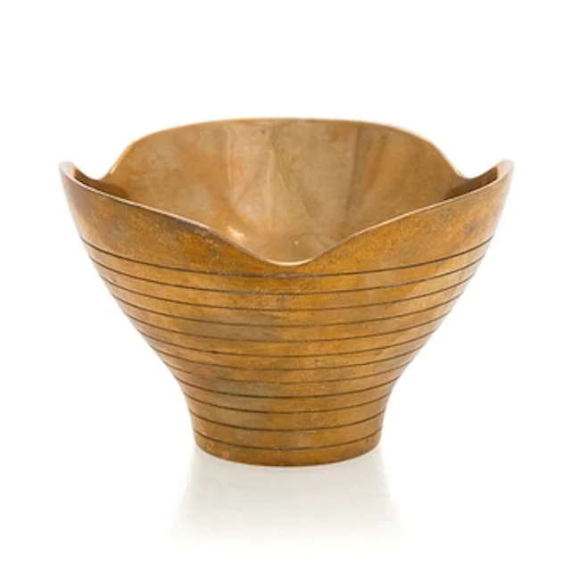 Paavo Tynell, a bronze bowl for Taito.