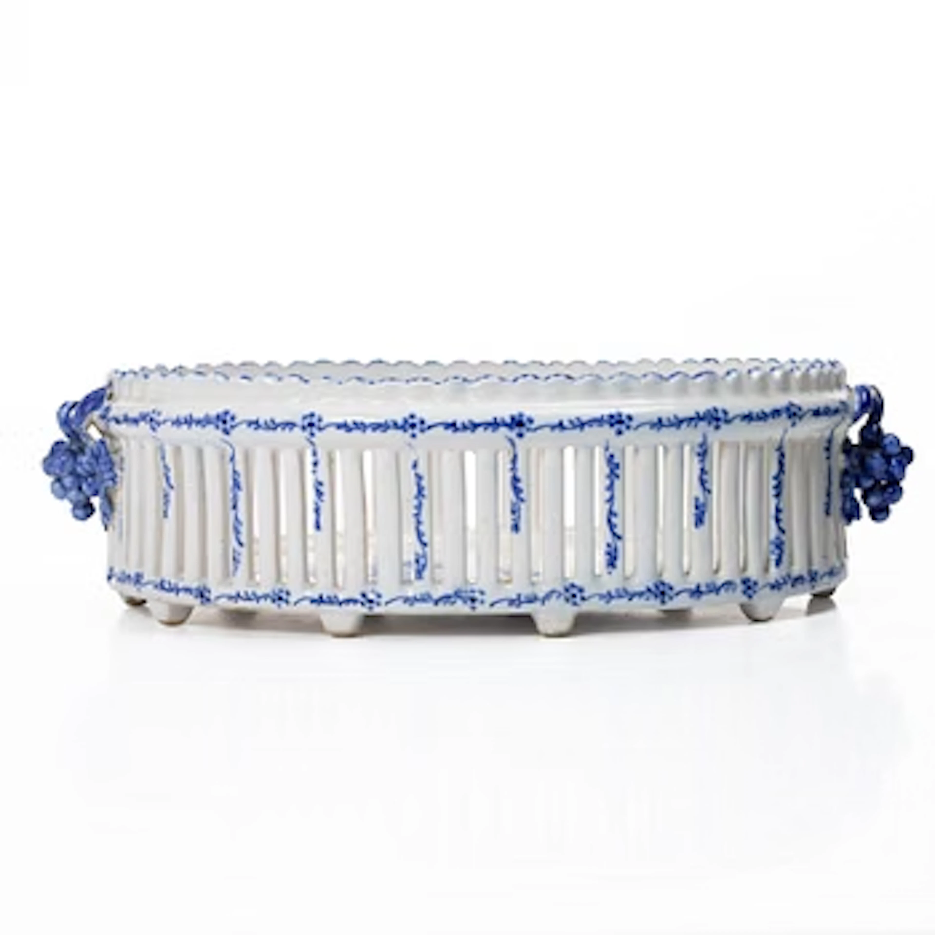 A French/Italian faiance chestnut basket, 19th century.