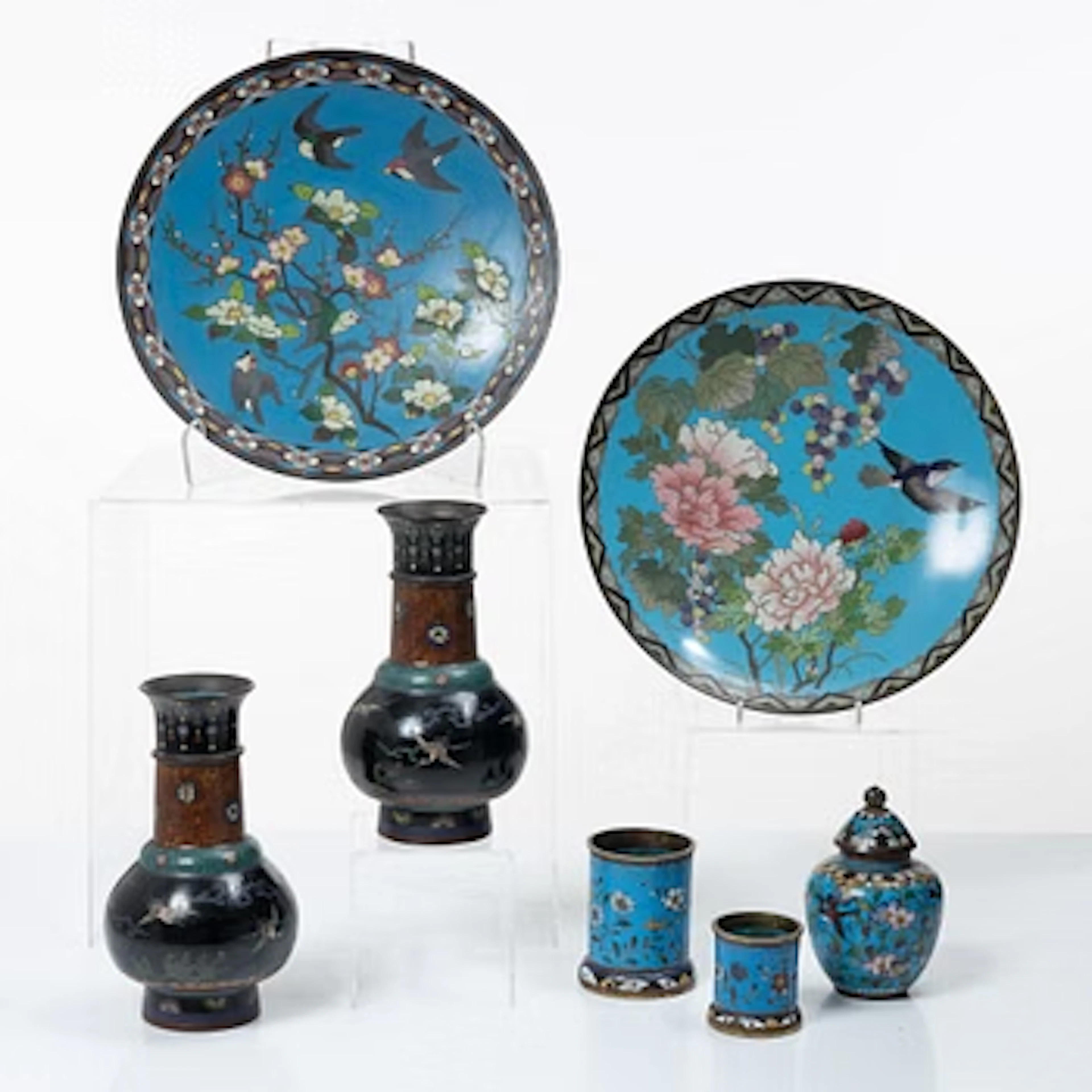 A pair of cloisonné vases, two dishes, two cylindrical vases and a