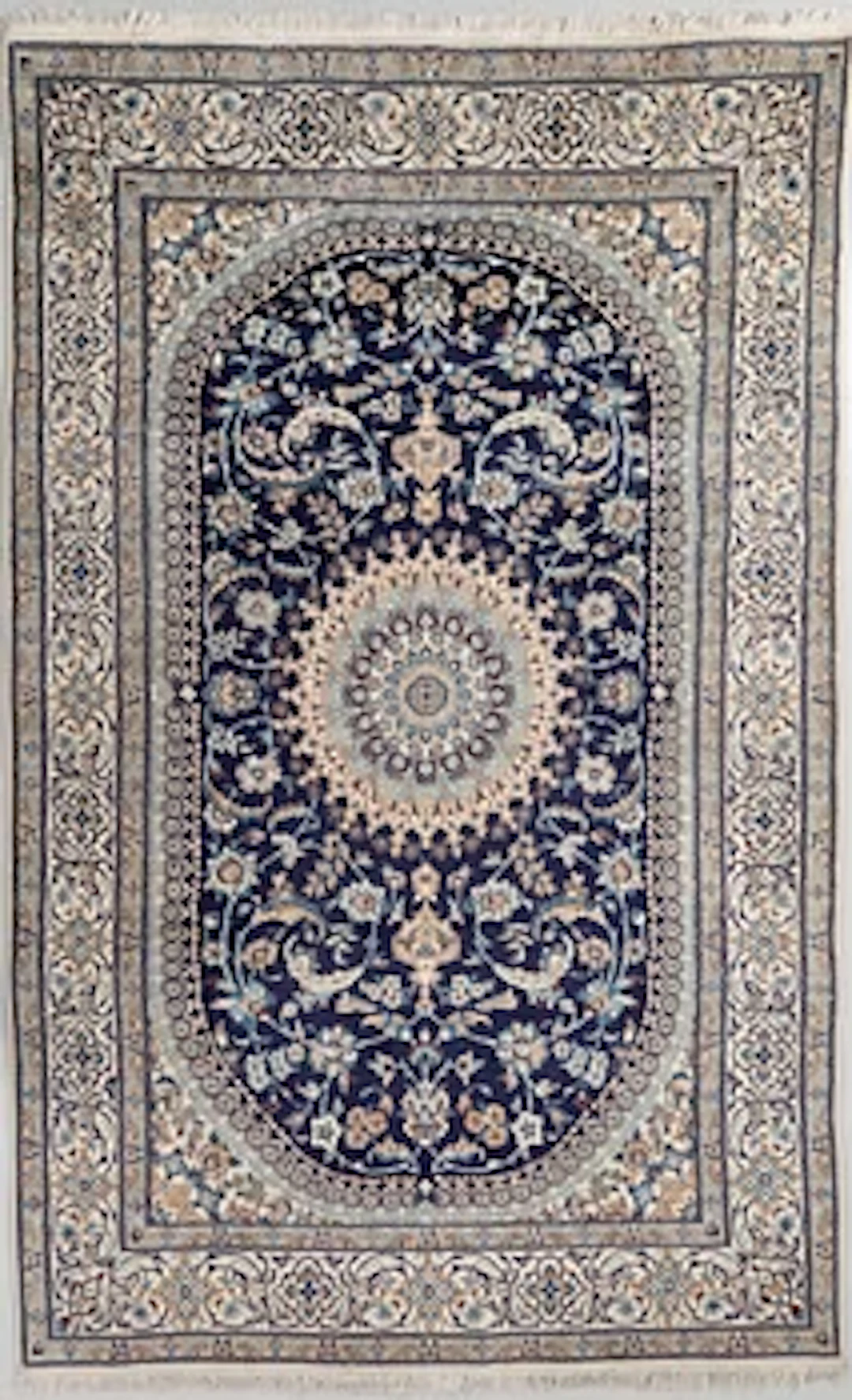 Rug, Nain, approx. 304 x 196 cm.