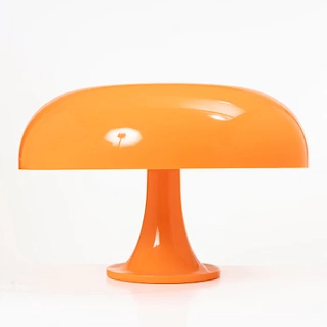 Giancarlo Mattioli, A 'Nesso' table lamp, , Artemide, Italy, second