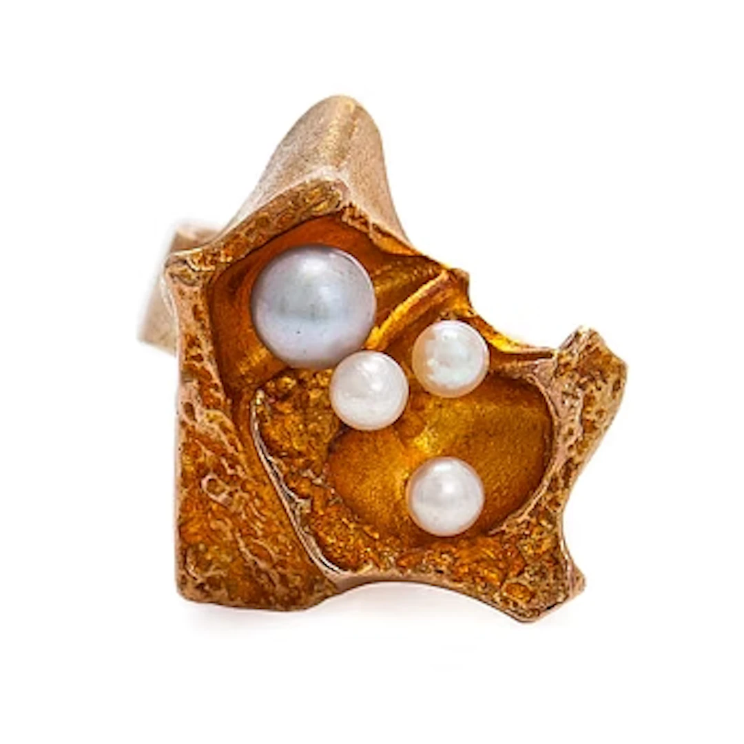 Björn Weckström, ring, “Neljä tuulta”, cultured pearls, 14K gold