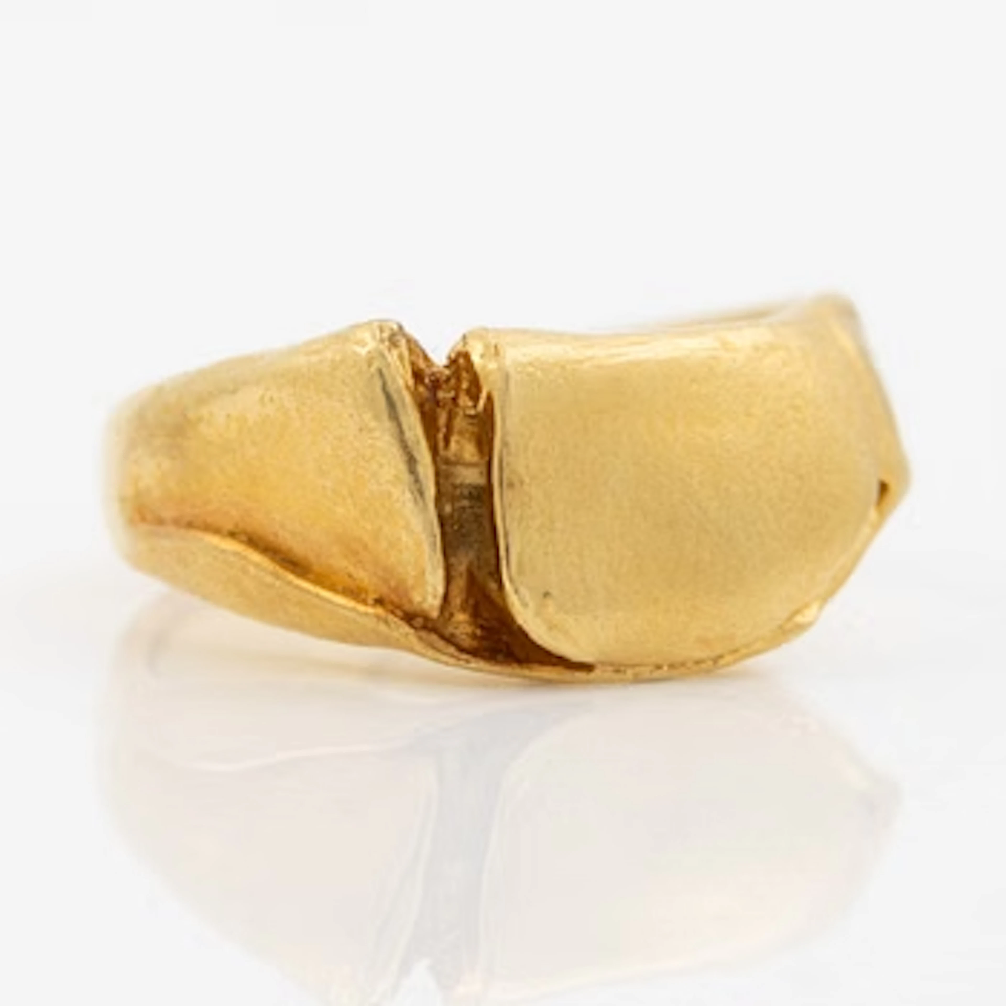 Ring, 18K gold.