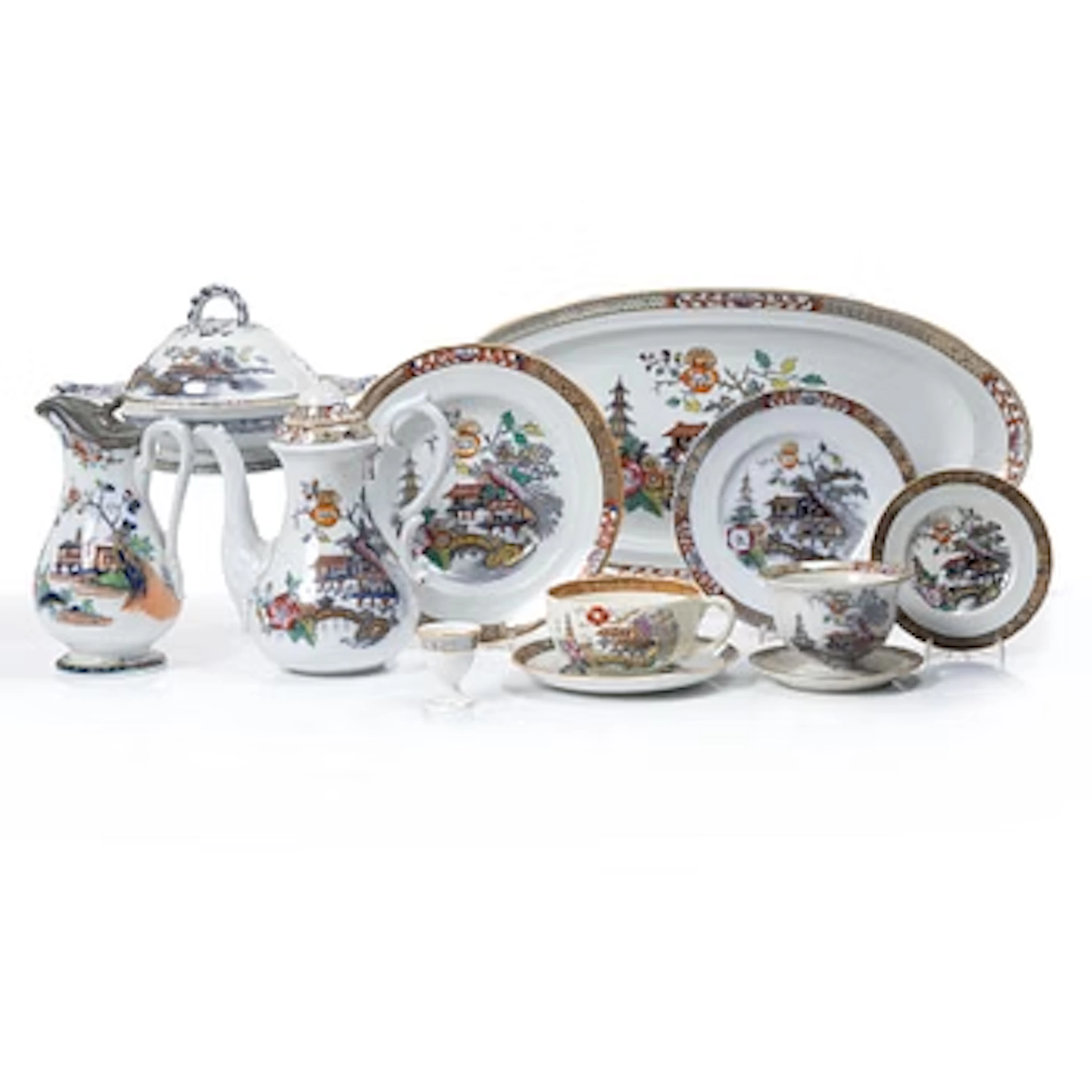 A Swedish "Japan" creamware dinner service, Rörstrand, 1866-1925.
