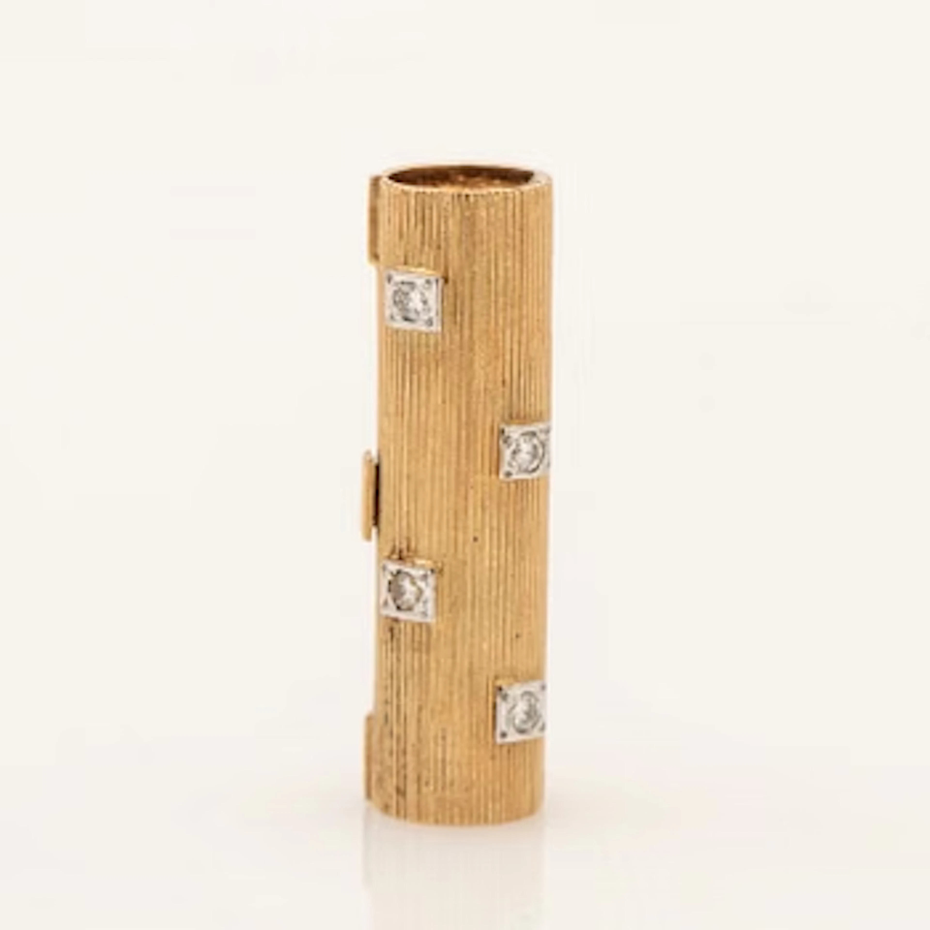 Ole Lynggaard, Pendant, 18K gold and diamonds.