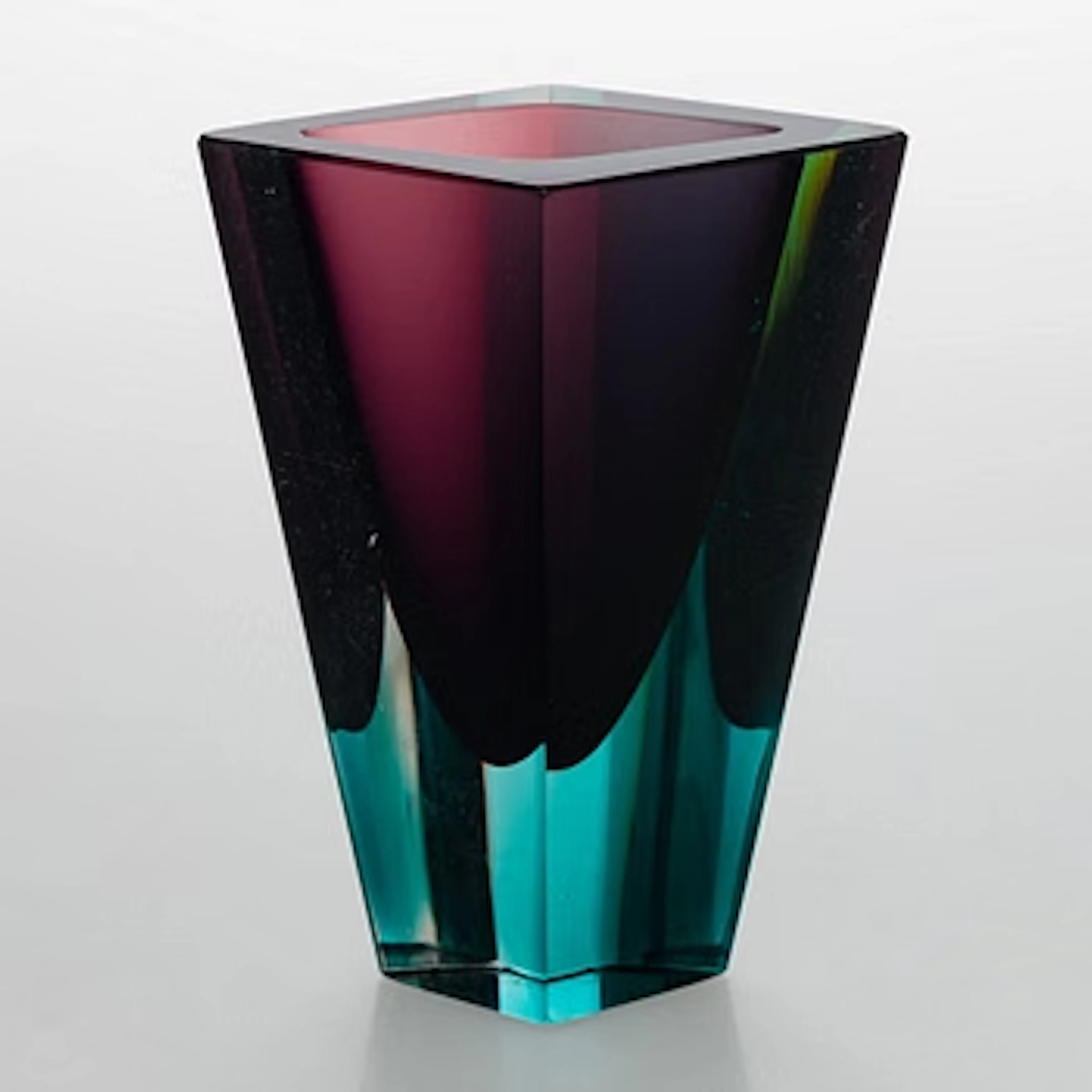 Kaj Franck, a 'Prisma' vase, signed K. Franck, Nuutajärvi Notsjö -59.