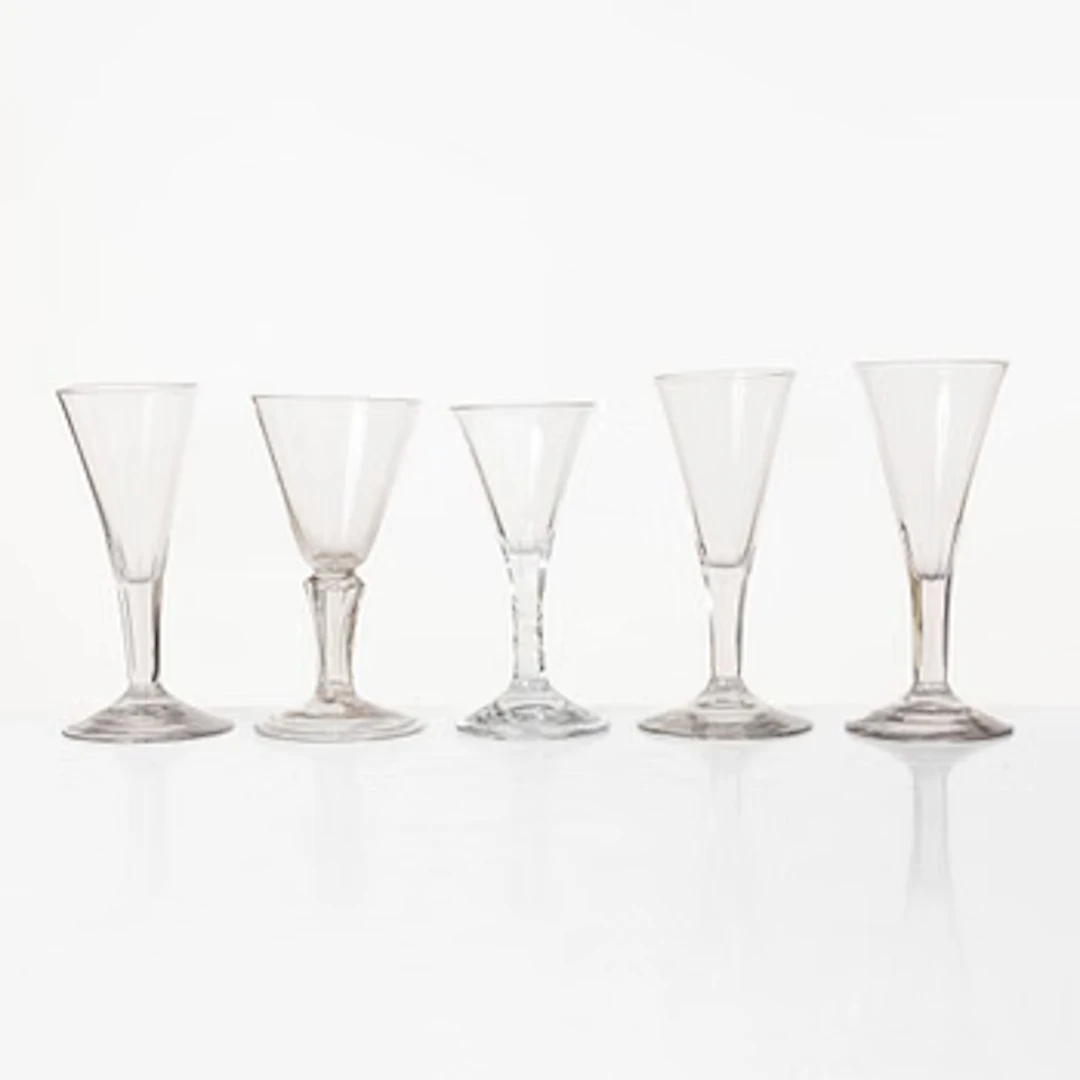 Cut glass, 1 + 4 similar, 19th century.