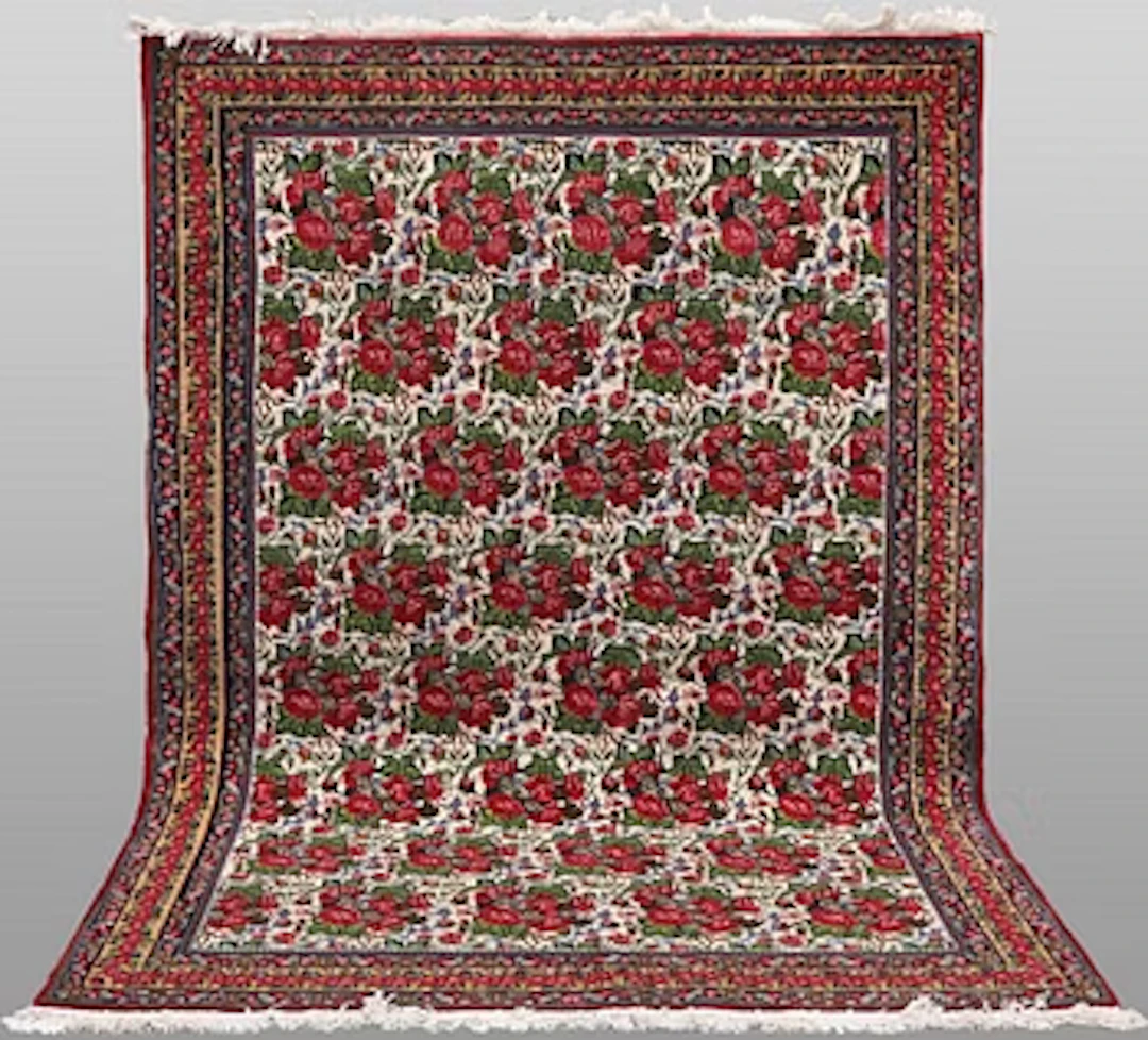 A Saruk rug, 192 x 132 cm.