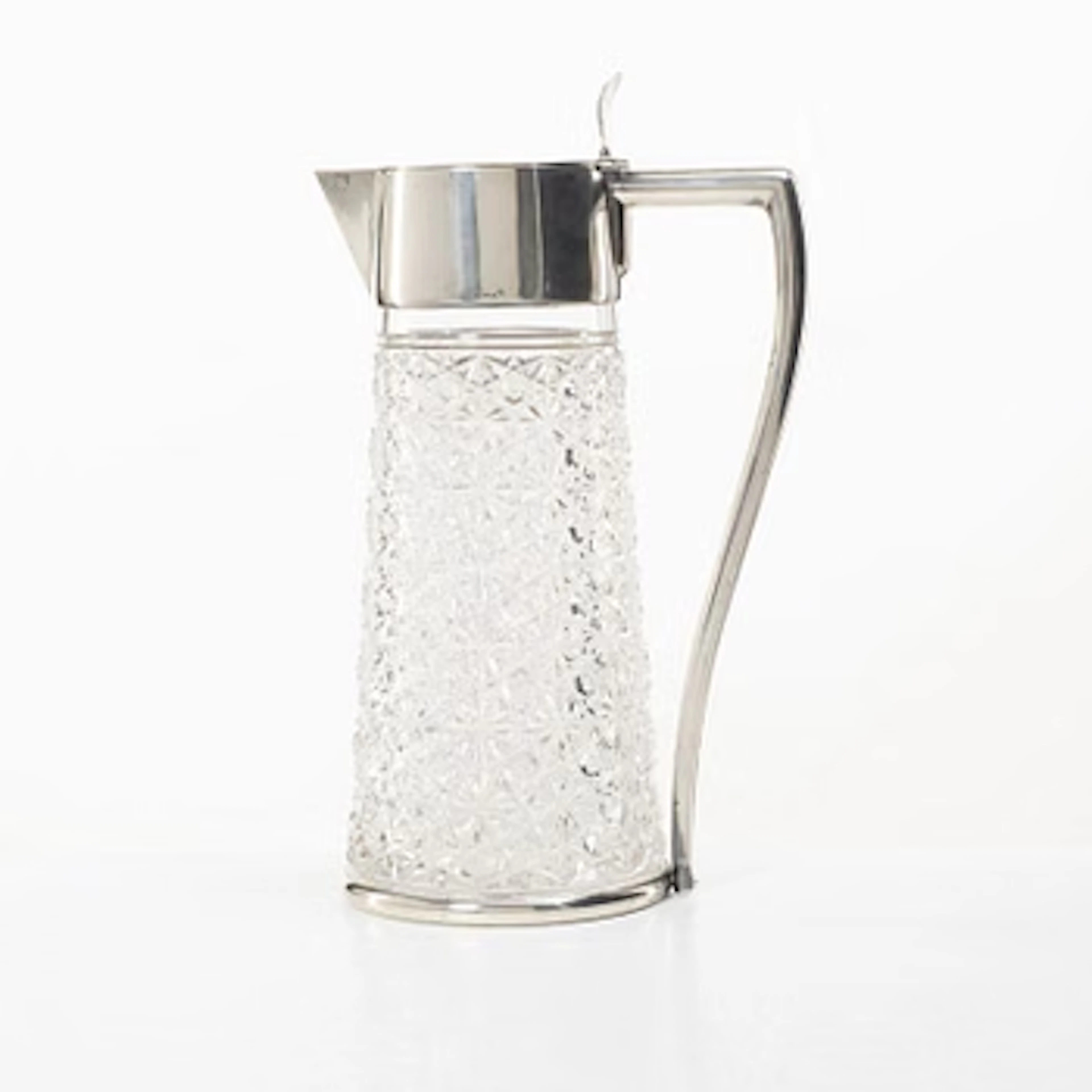 A glass and silver wine jug, CG Hallberg, Stockholm, 1901.