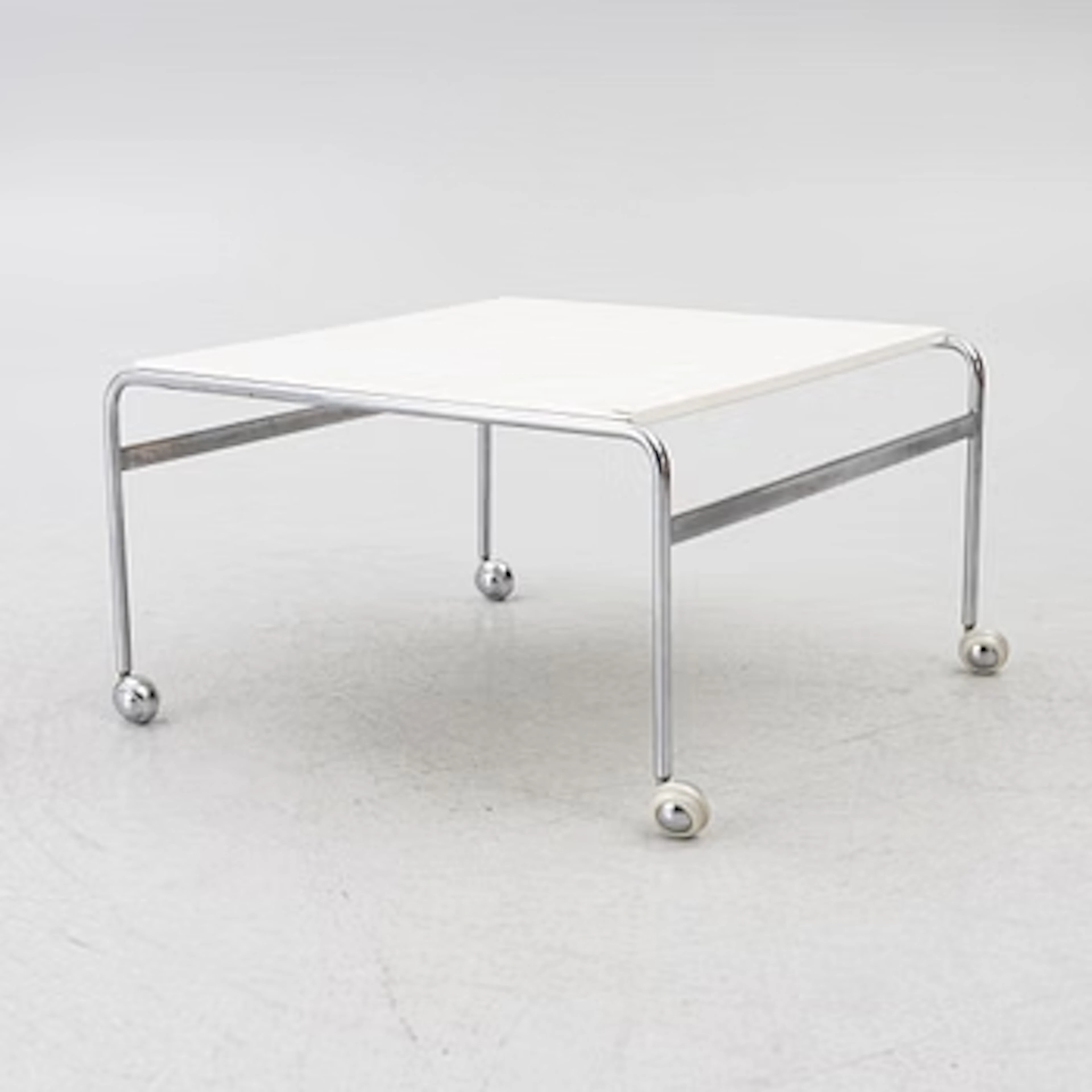 Bruno Mathsson, Coffee table, “Karin”, DUX, late 20th century.