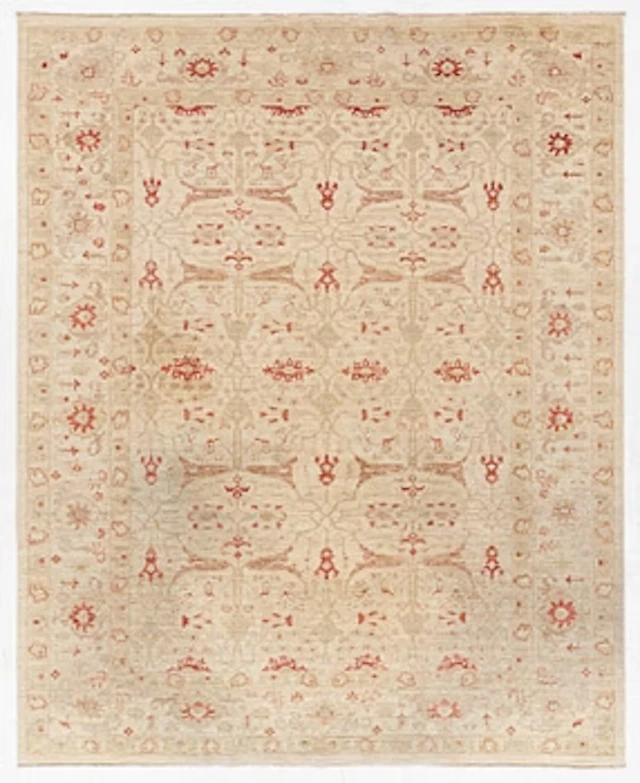 Carpet, Ziegler design, approx. 250 x 308 cm.