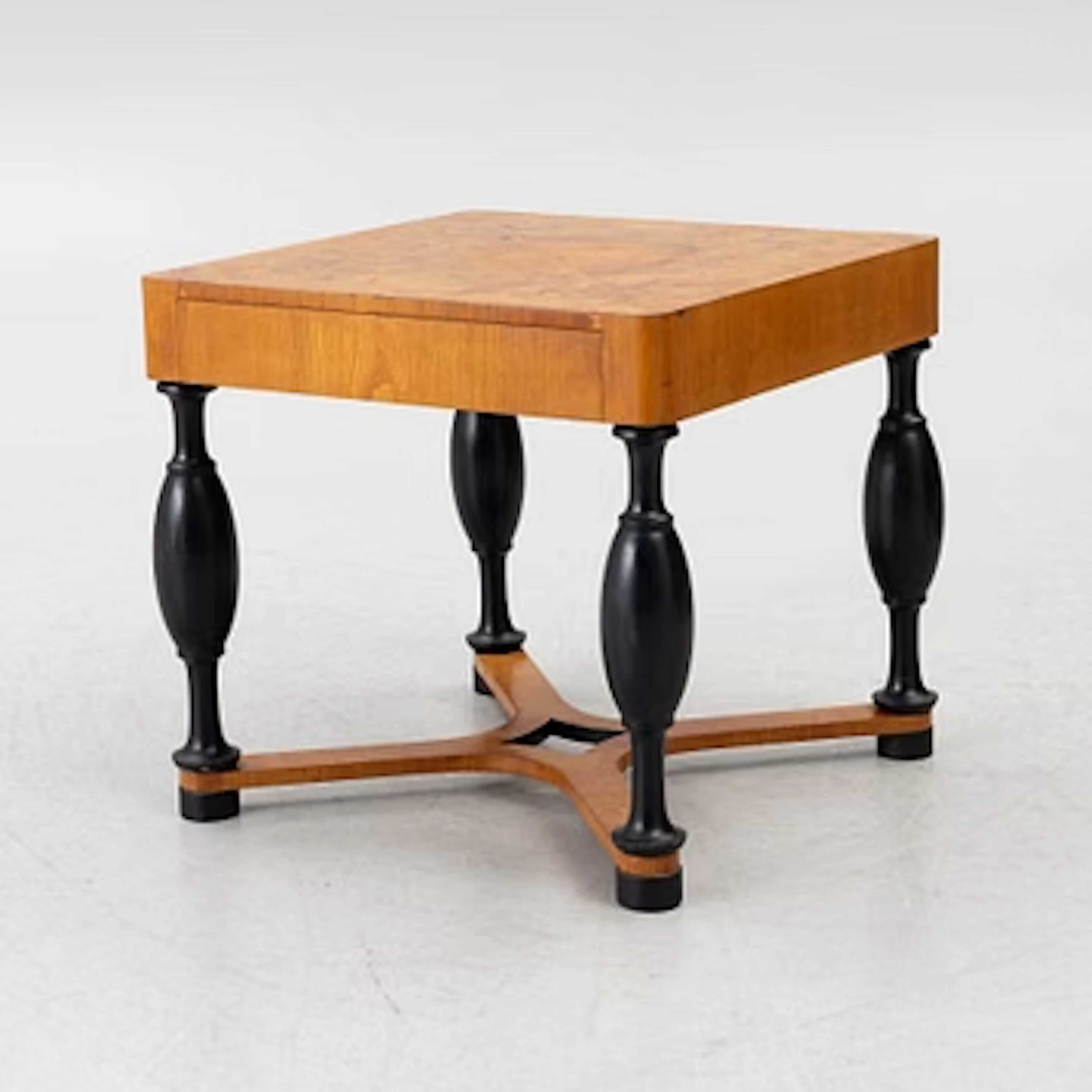 Table, Swedish Grace, first half of the 20th century.