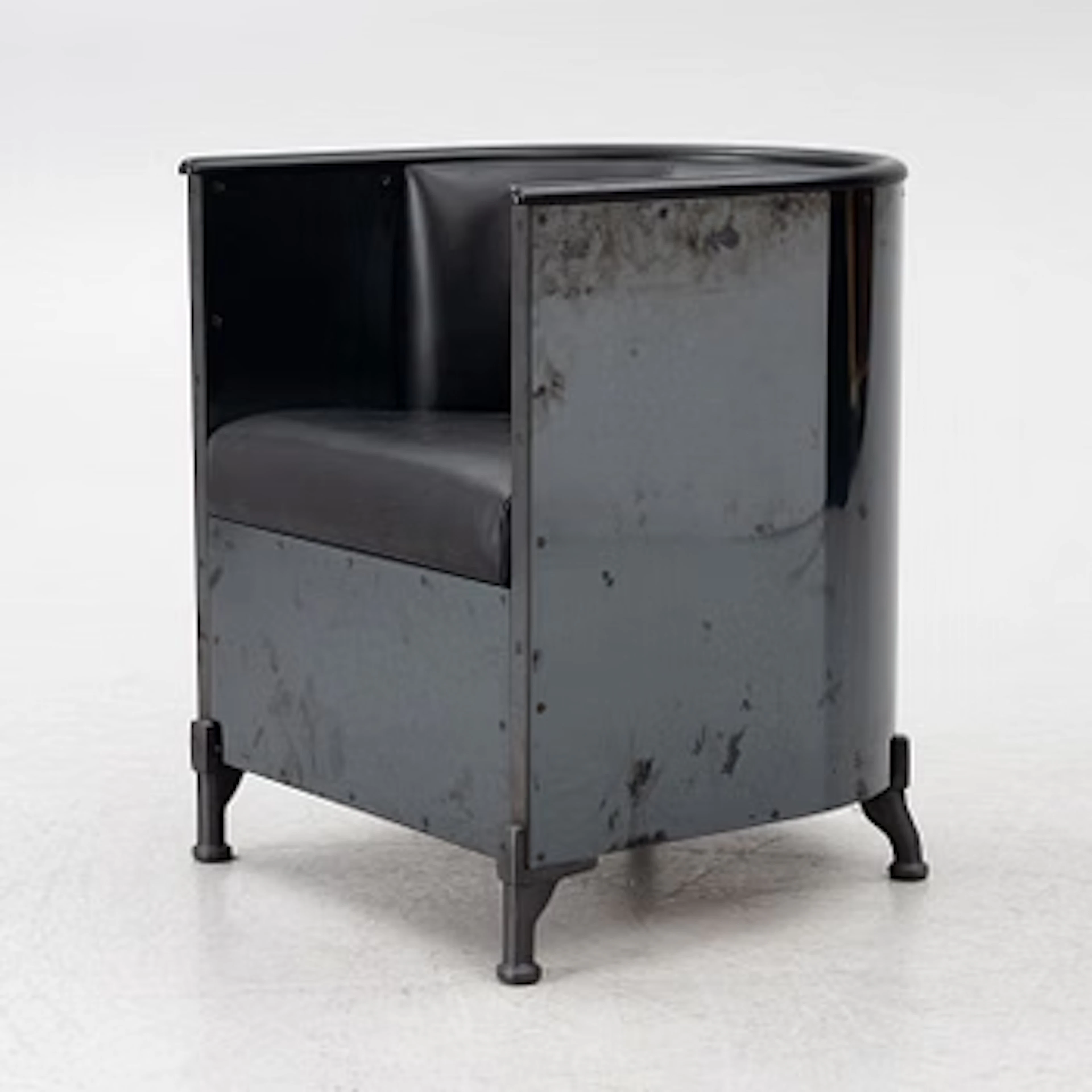 Mats Theselius, a 'Noir' loung chair, Källemo.