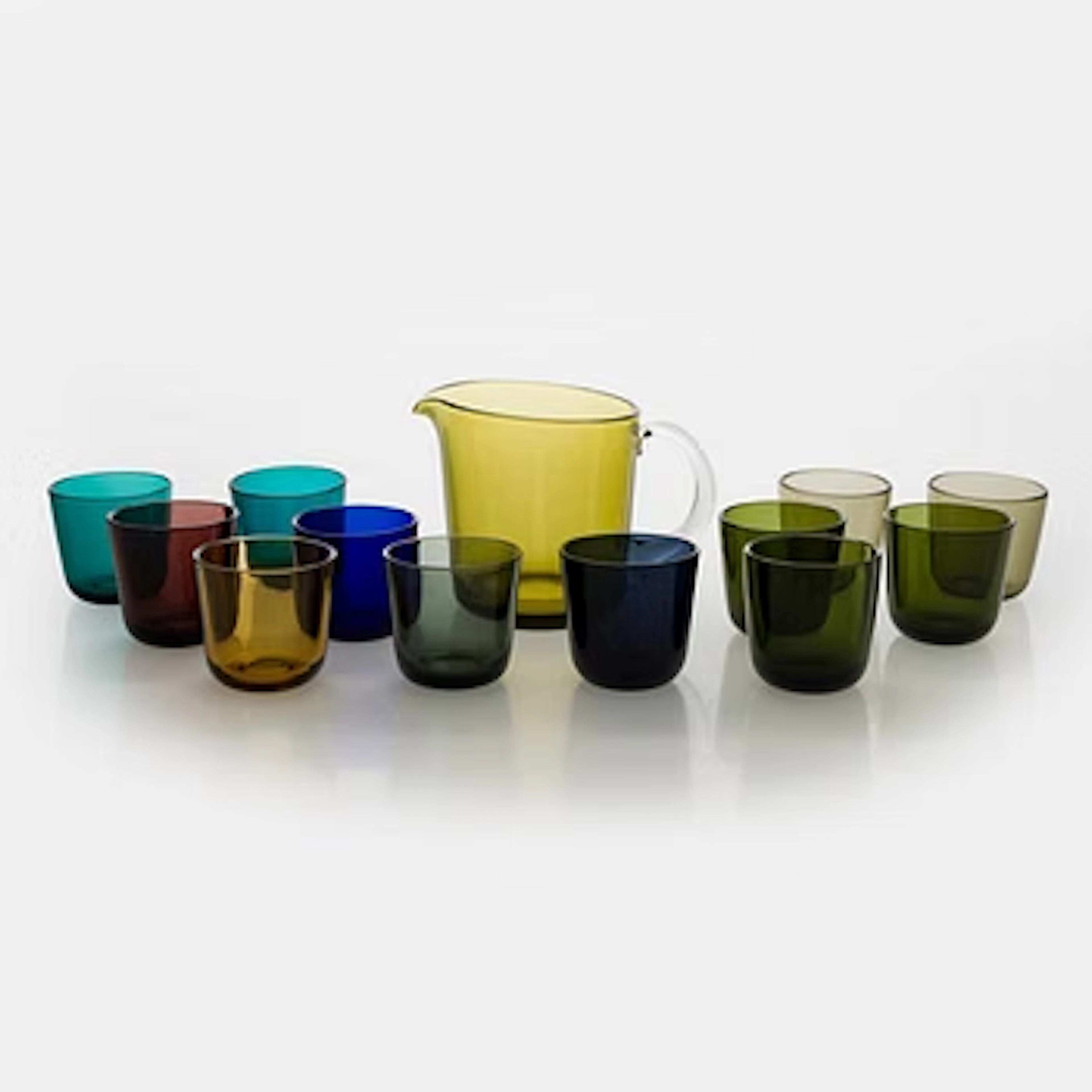 Kaj Franck, a mid-20th century "5601" glass pitcher and a twelve "5023"