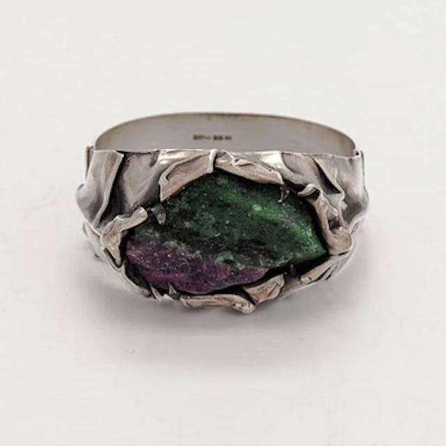 Reino Saastamoinen, bracelet, zoisite, silver, 1973.