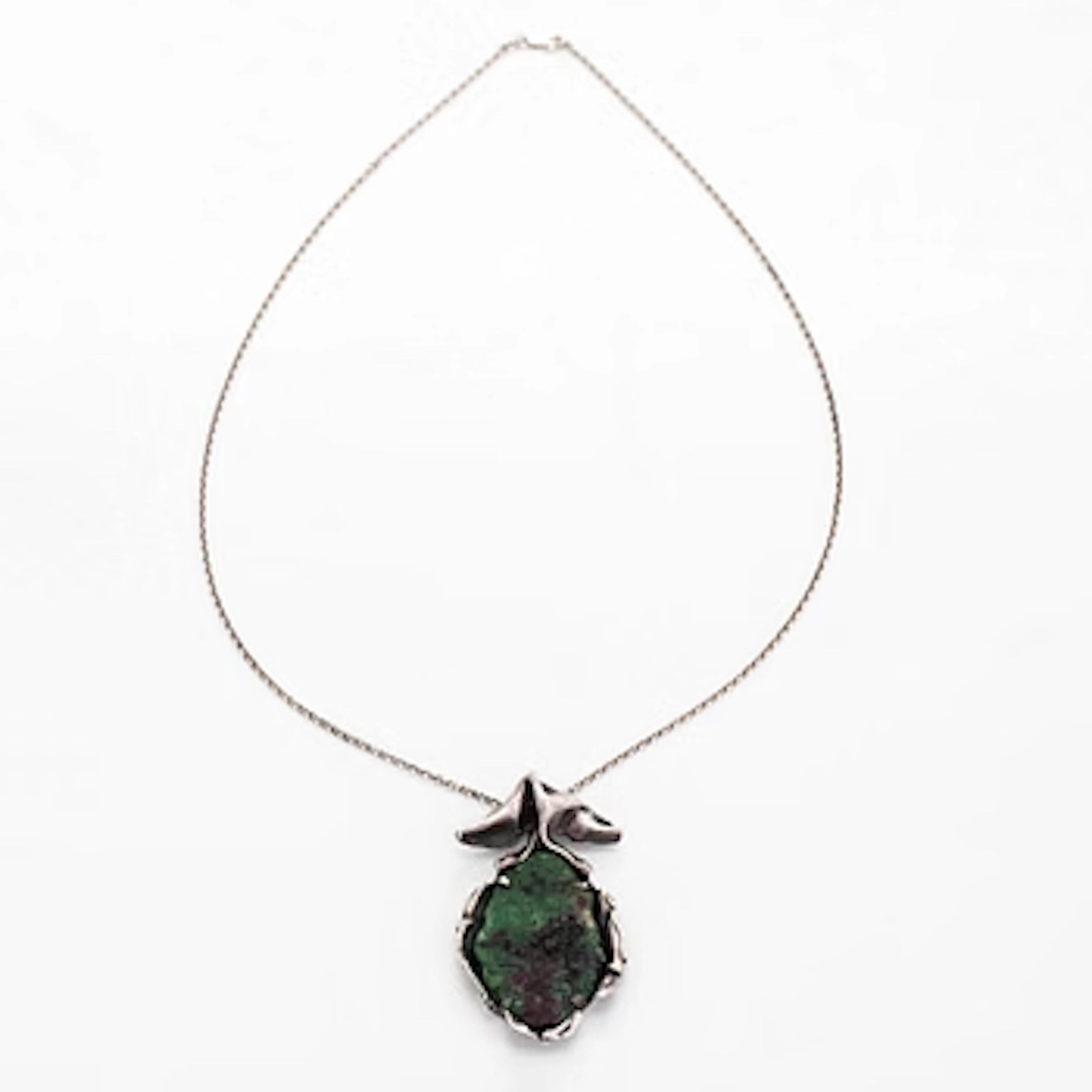 Reino Saastamoinen, pendant, zoisite, silver, 1975.