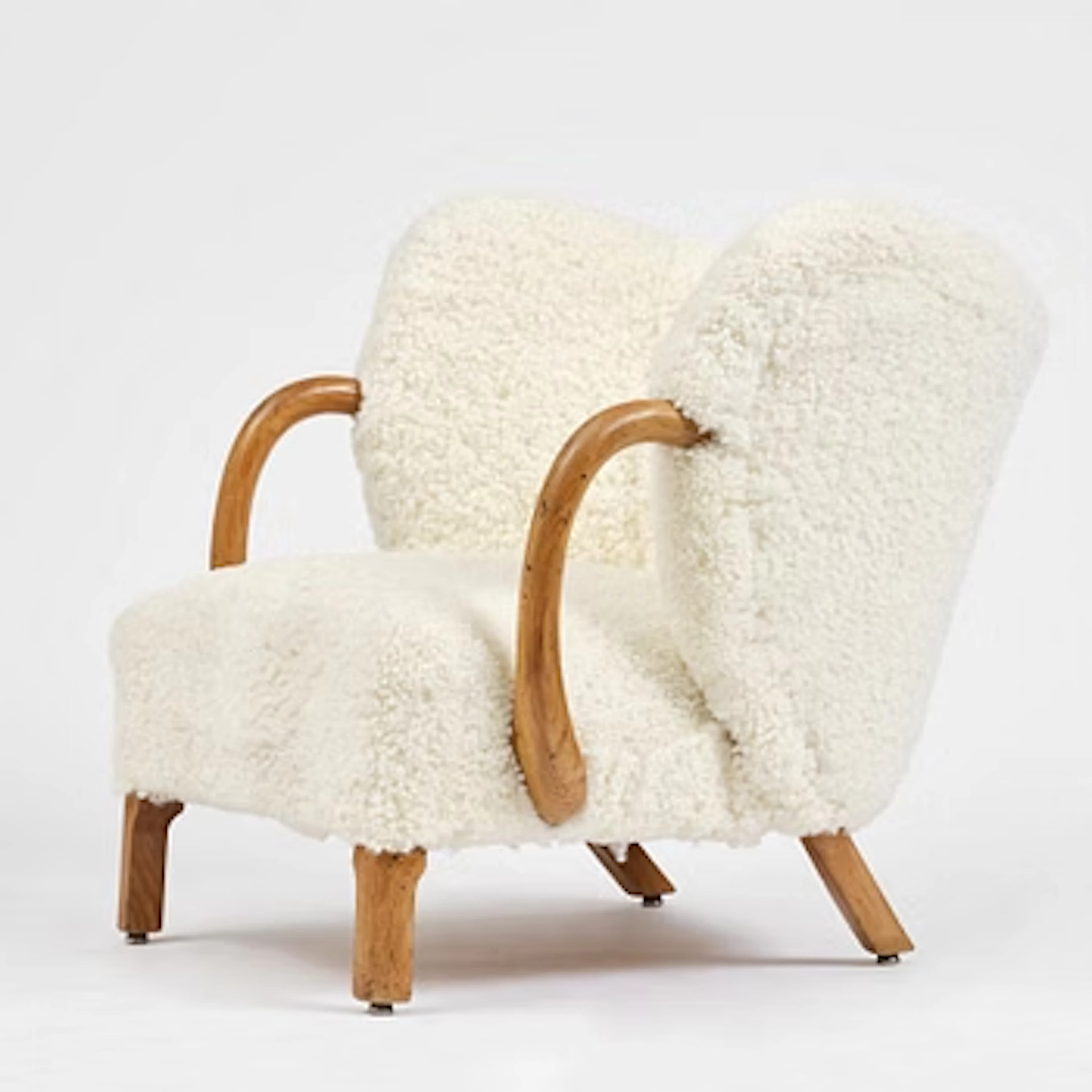Viggo Boesen, attributed to., A model 107 easy chair, Slagelse Møbelværk