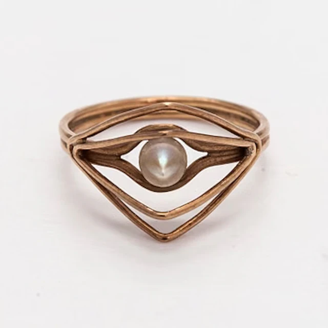 Ring, cultured pearl, 14K gold.