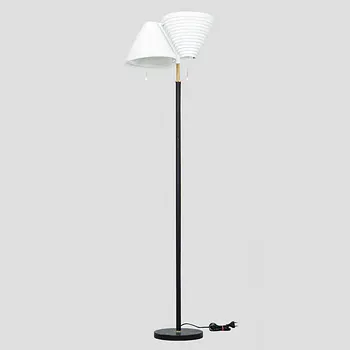 Alvar Aalto, An 'A 810' floor lamp, Valaisinpaja, 1980s.