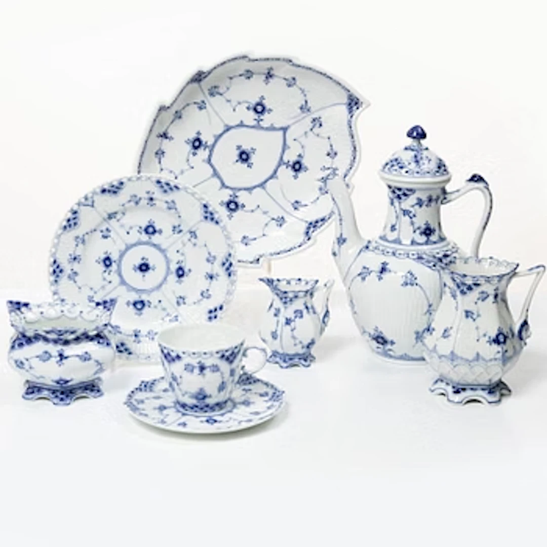 Royal Copenhagen, a 29-piece full lace porcelain coffee service, "Blue