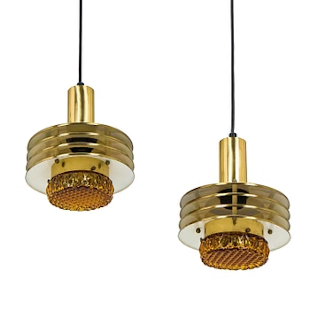 Kai Finnmark (Kai Ruokonen), A 1970s pendant light model R1117/2 'Satelite'