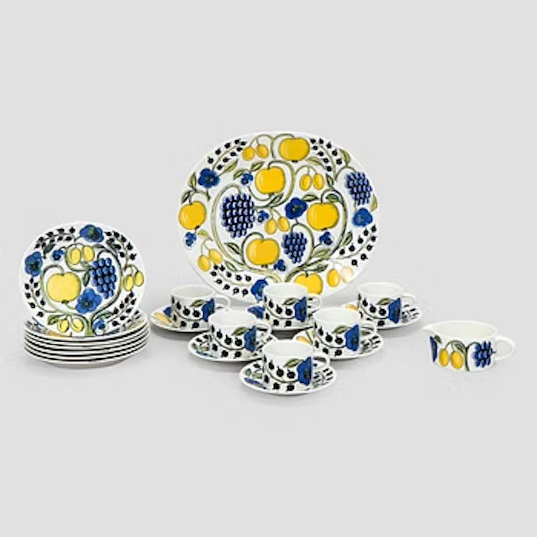 Birger Kaipiainen, A 15-piece 'Paratiisi' tableware set, Arabia, Finland