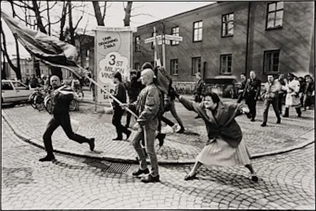 Hans Runesson, "Kvinnan med handväskan", 1985.