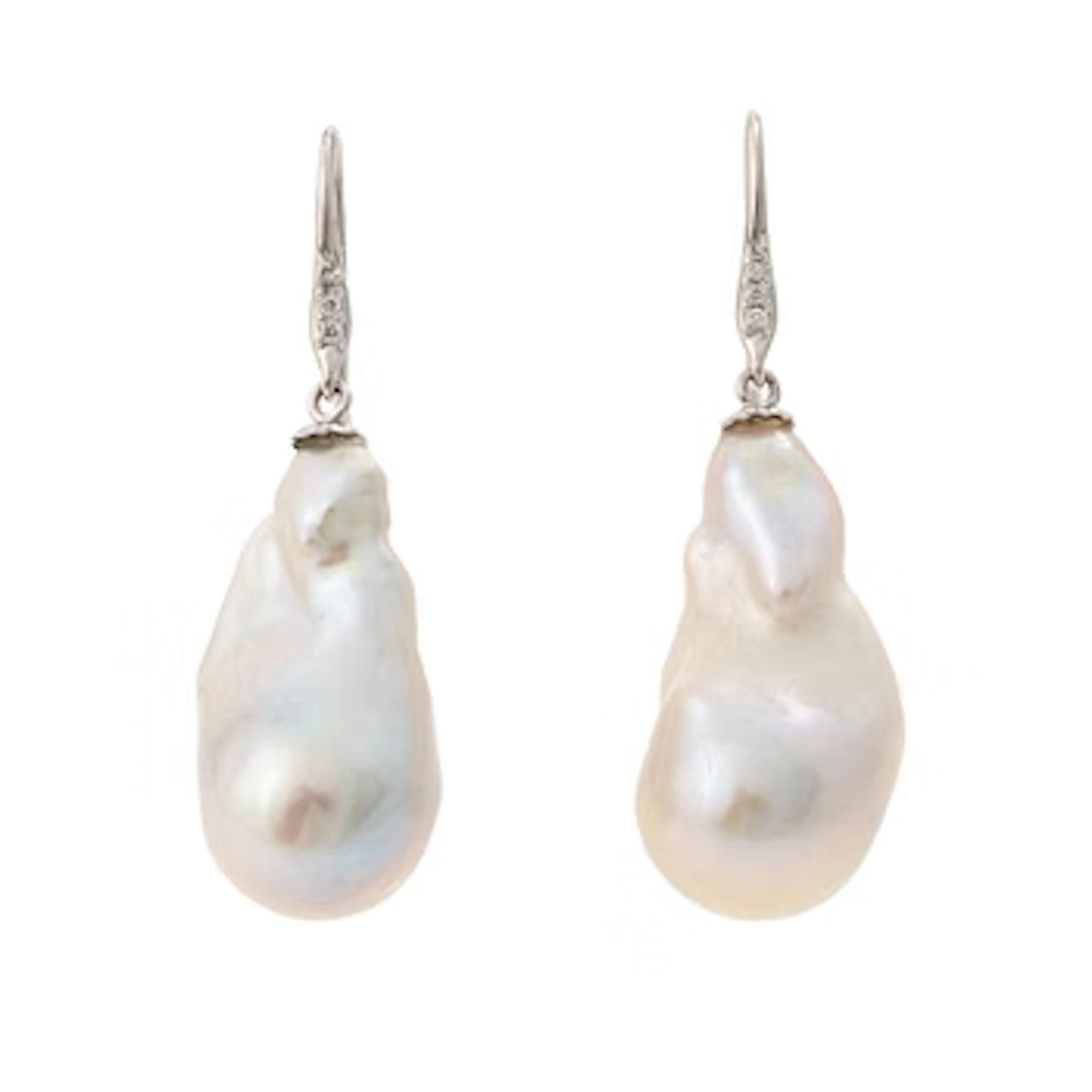 18K white gold earrings with cultured baroque freshwater pearls and