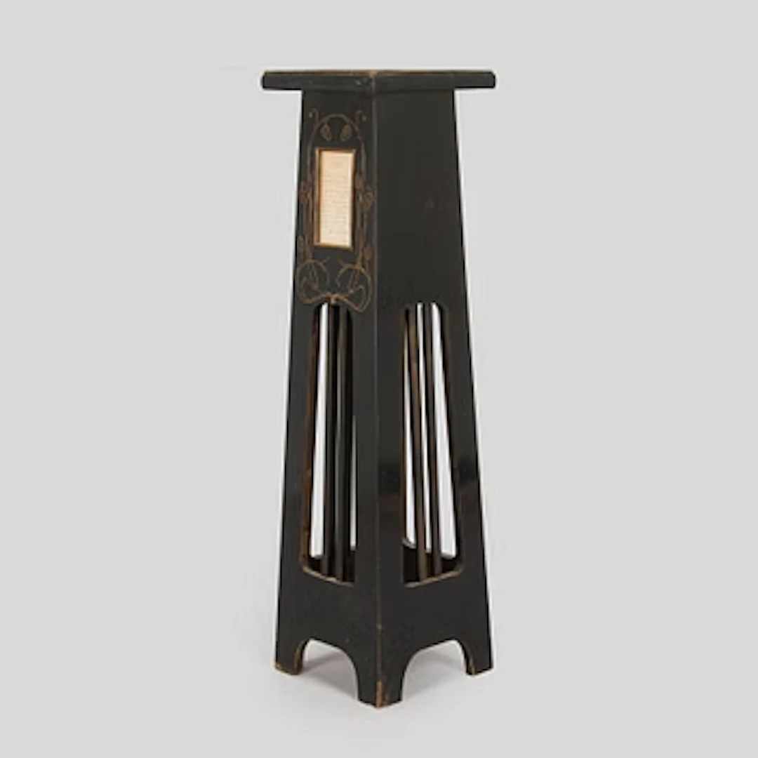 Flower pedestal, early 20th century.