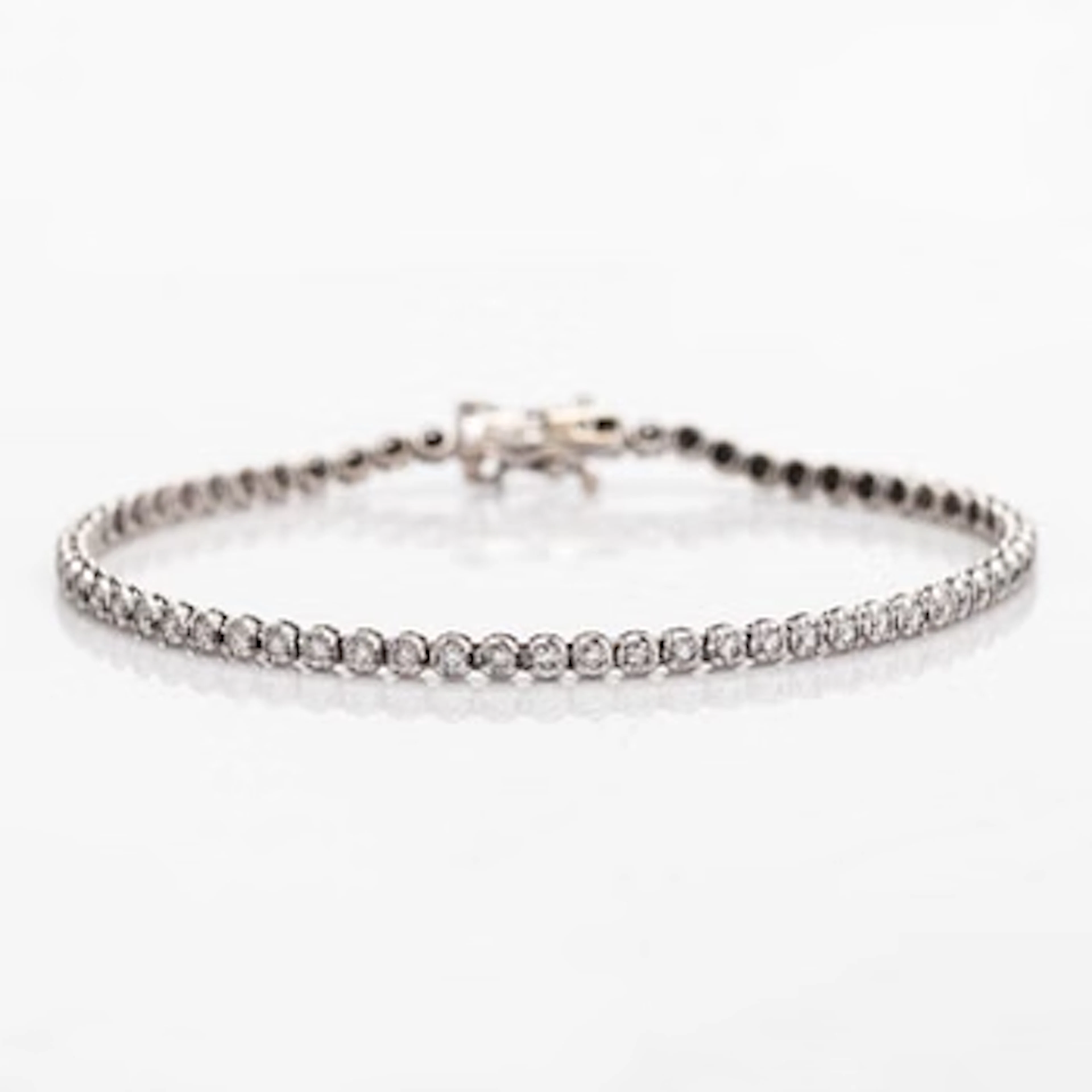 Tennis bracelet, brilliant-cut diamonds totalling 2.70 ct, 18K white