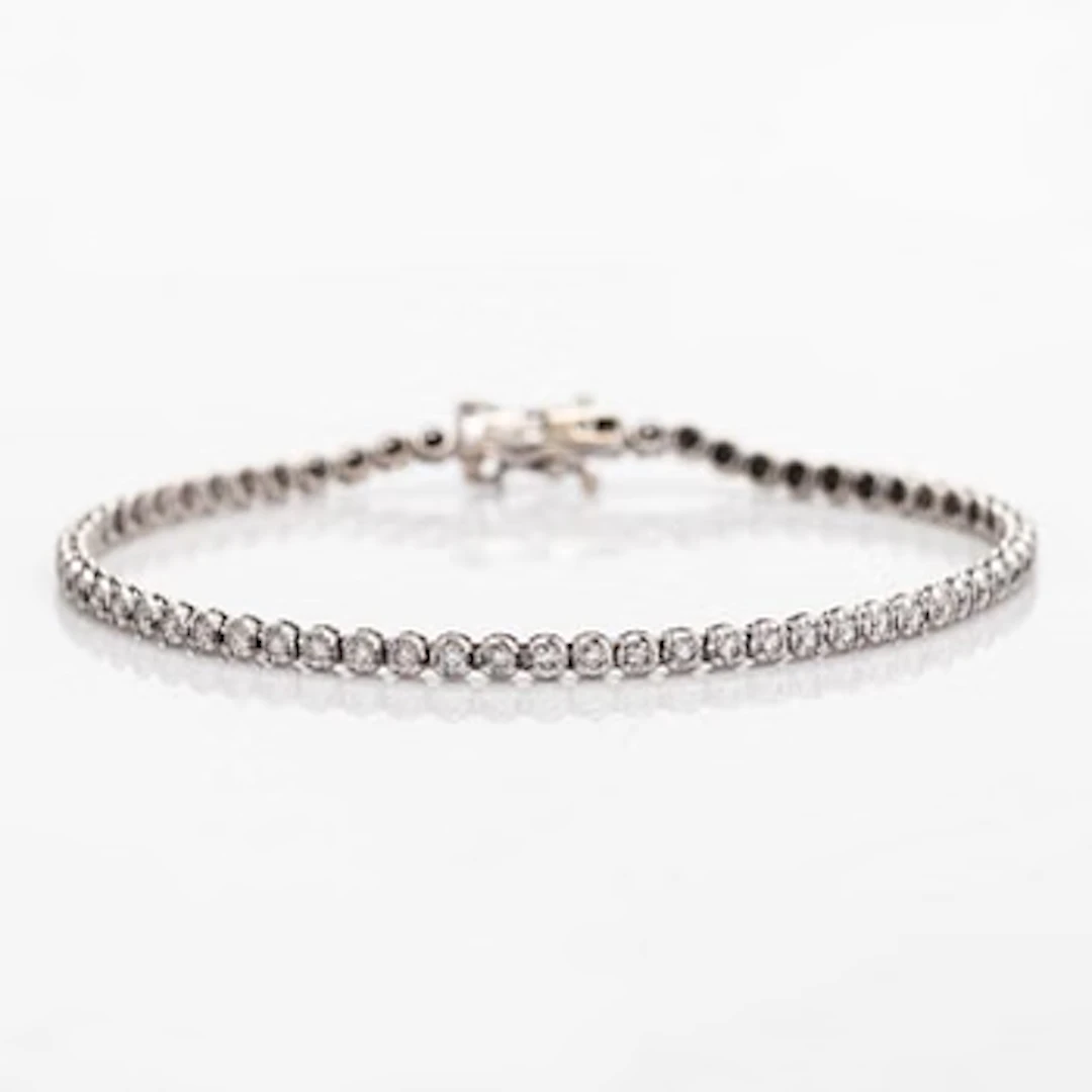Tennis bracelet, brilliant-cut diamonds totalling 2.70 ct, 18K white