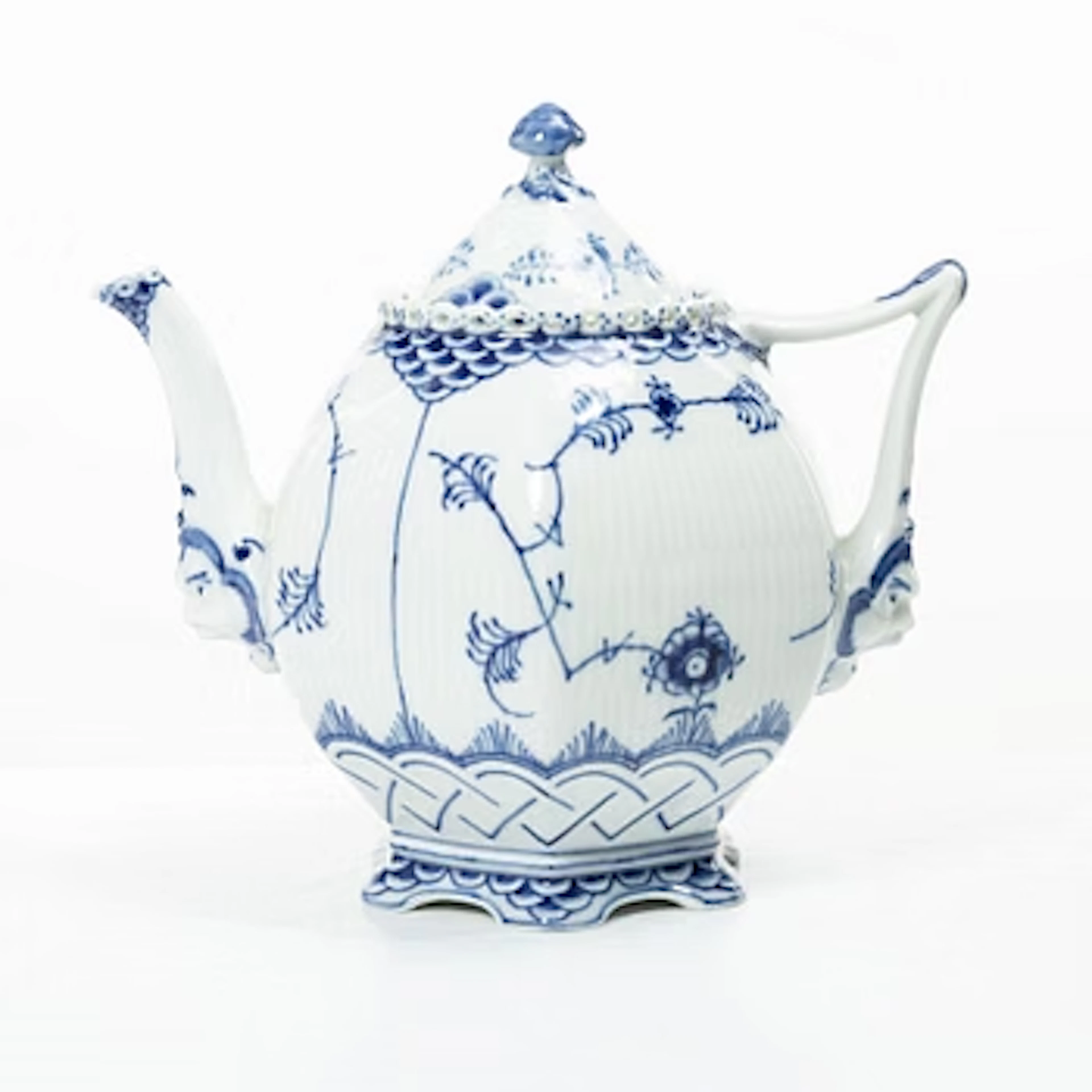 Royal Copenhagen, A 'Blue Fluted Full Lace' / 'Musselmalet' porcelain