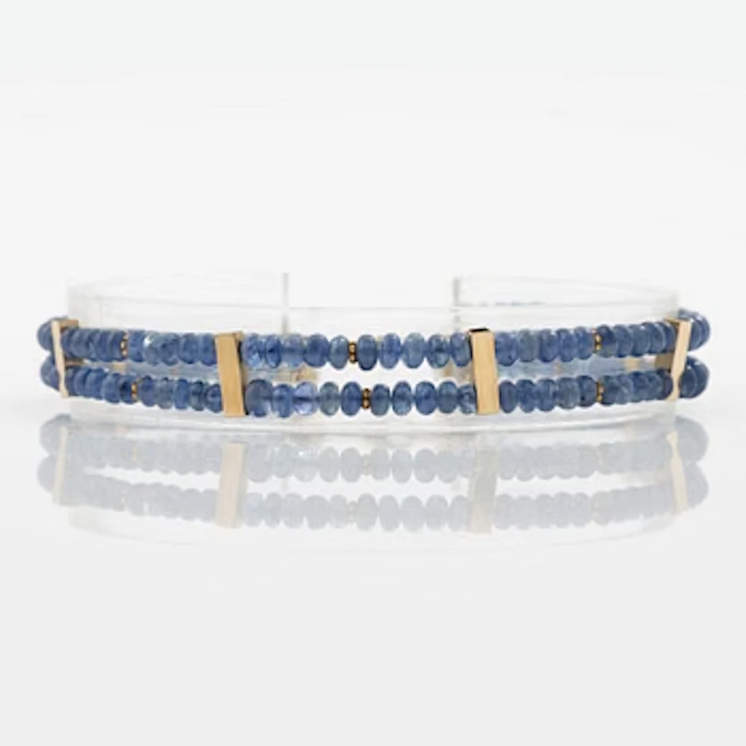 Bracelet, 14K gold with two rows of sapphires.