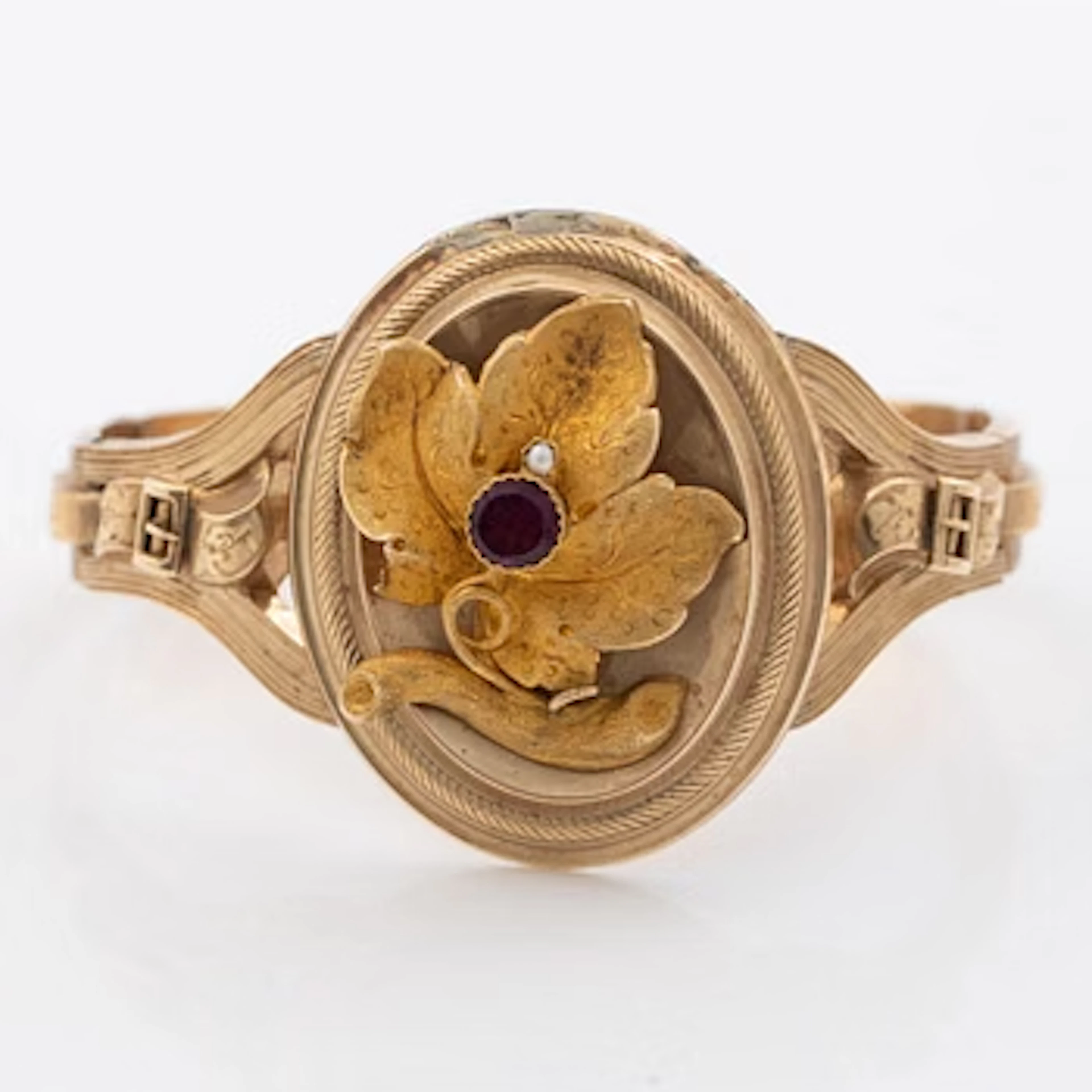 Bracelet, 14K gold with purple glass stone and seed pearl, 19th century
