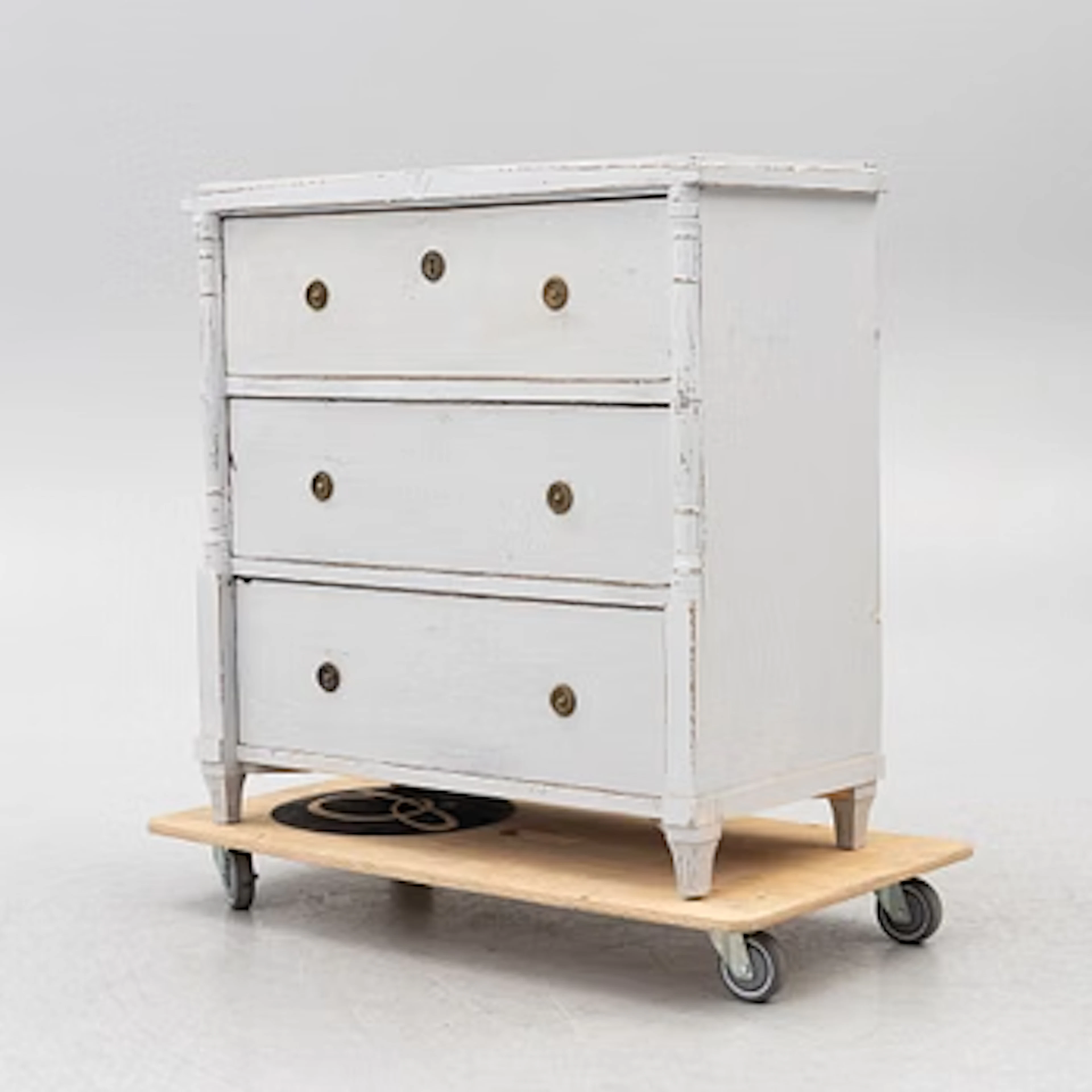 Chest of drawers, 19th century.