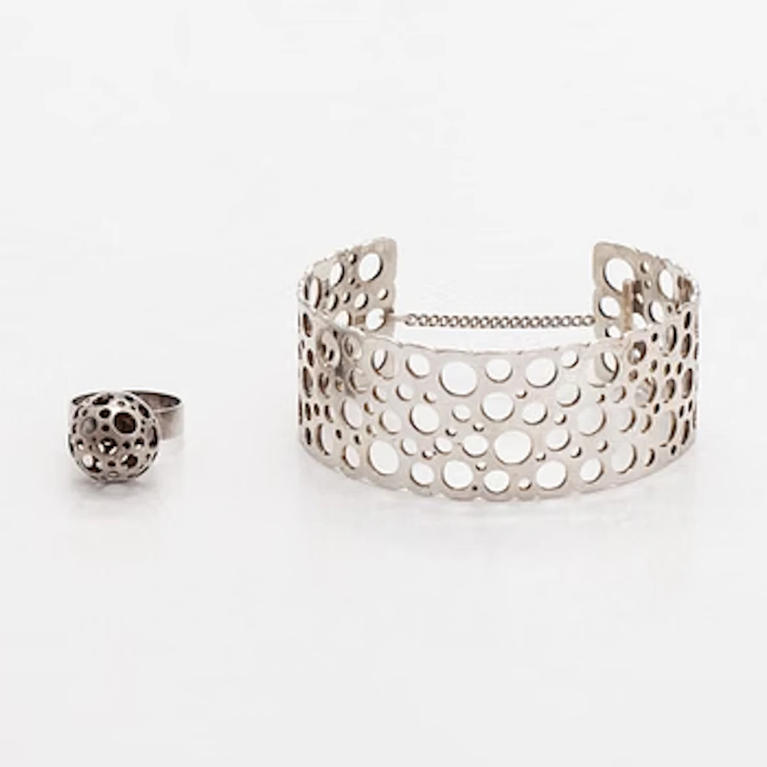 Liisa Vitali, bracelet and ring, “Ladybird”, silver, 1970–1971.